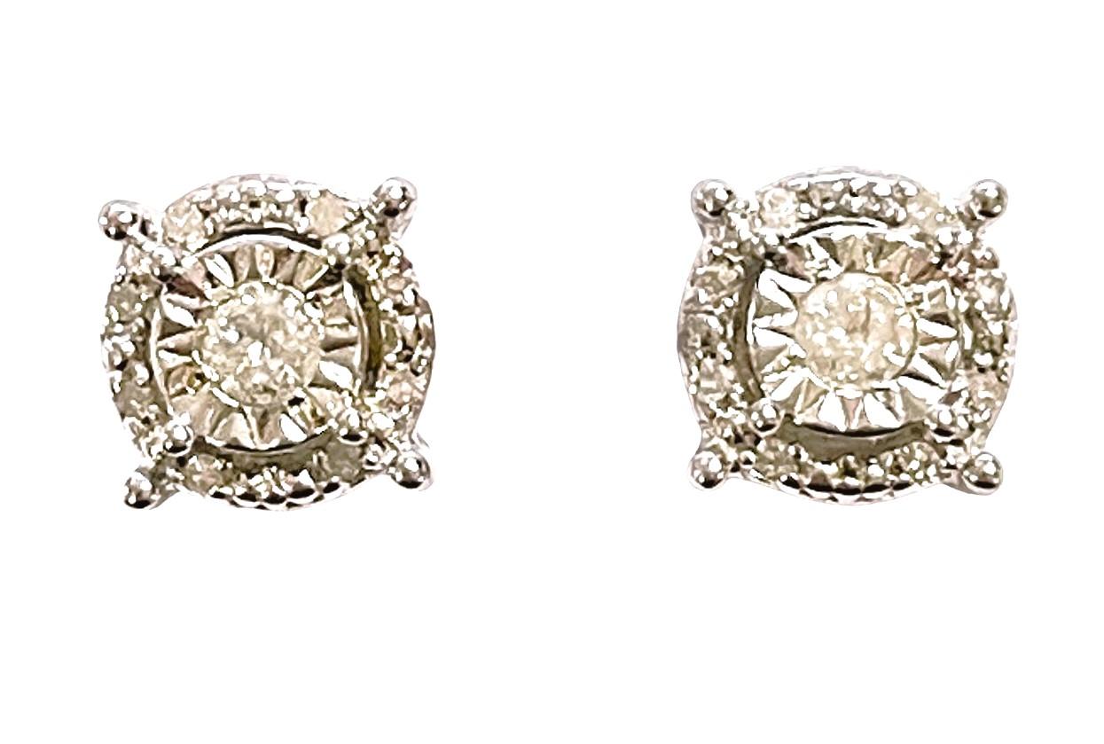 Sterling Silver Diamond Halo Post Earrings In Excellent Condition For Sale In Eagan, MN