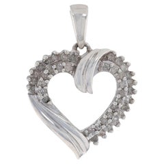 Pendentif en argent sterling avec cœur en diamant - 925 Round Cut .15ctw Love