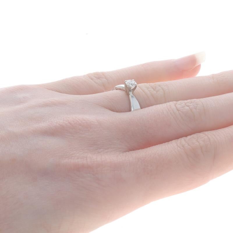 De las mujeres Anillo de compromiso solitario con diamante de plata de ley - 925 talla europea .26ct