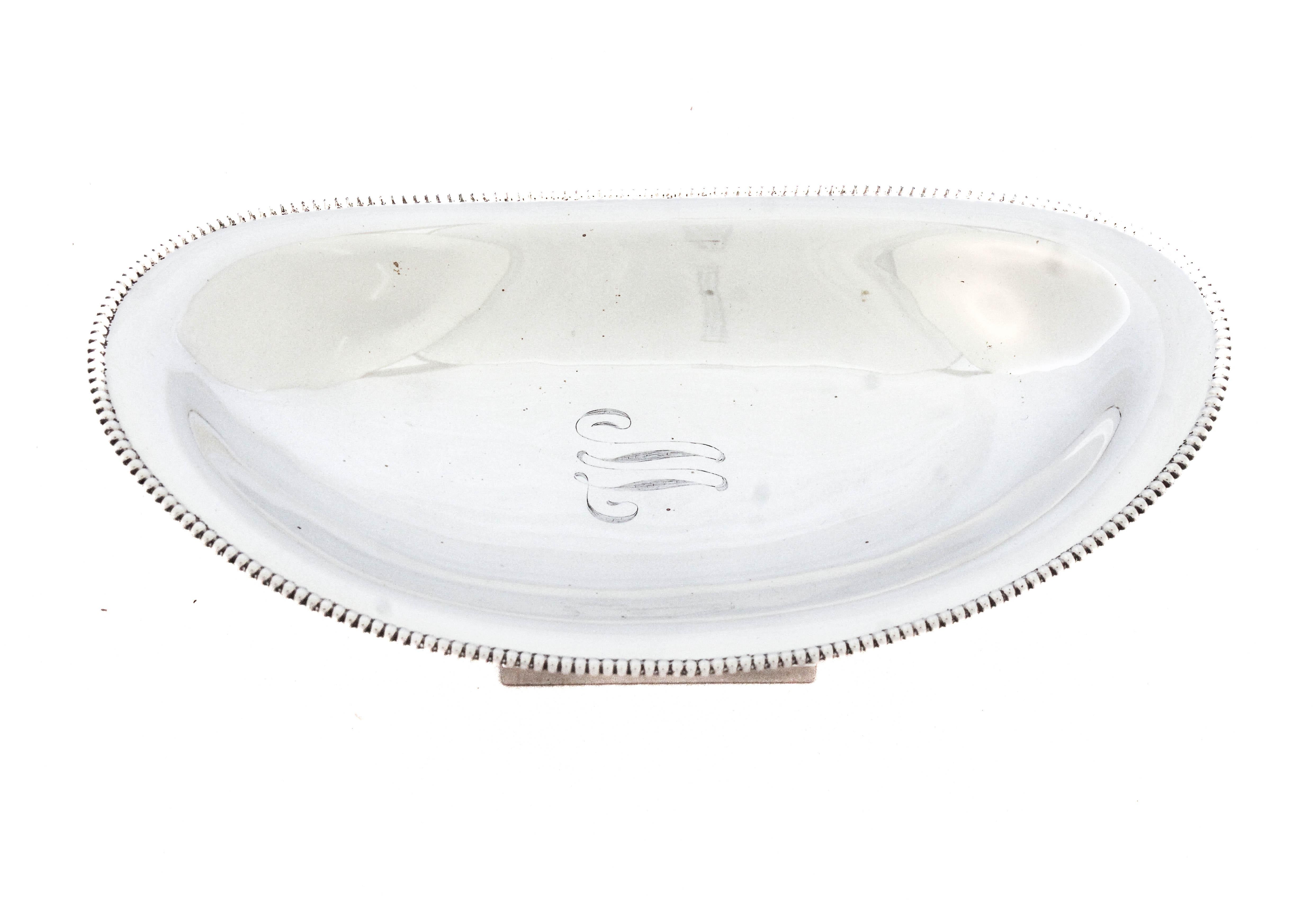 Plato de plata de ley sobre pedestal Estadounidense en venta