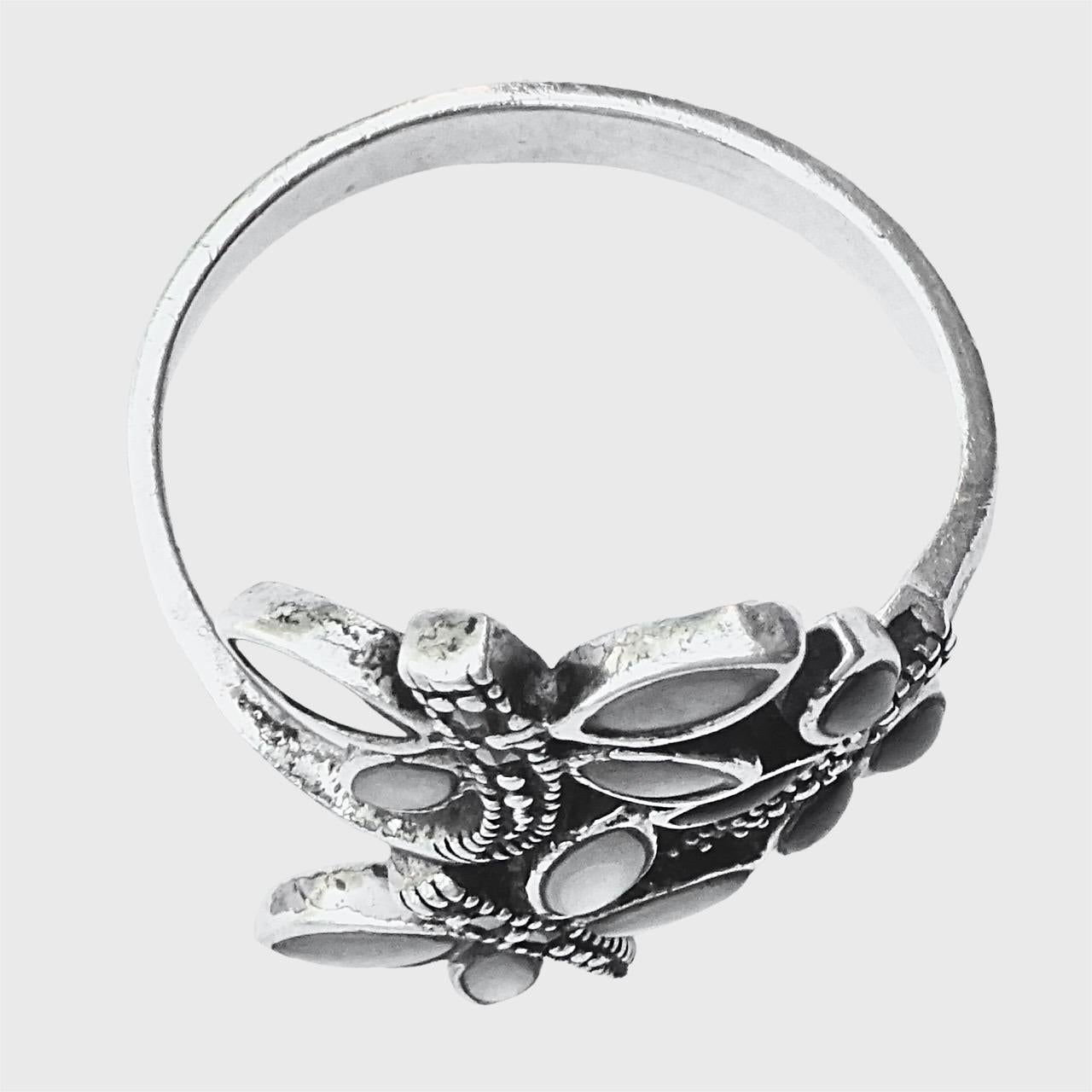 Anello Libellula in argento 925 con vetro Moonglow e Marcasites, circa anni '70 in vendita 2