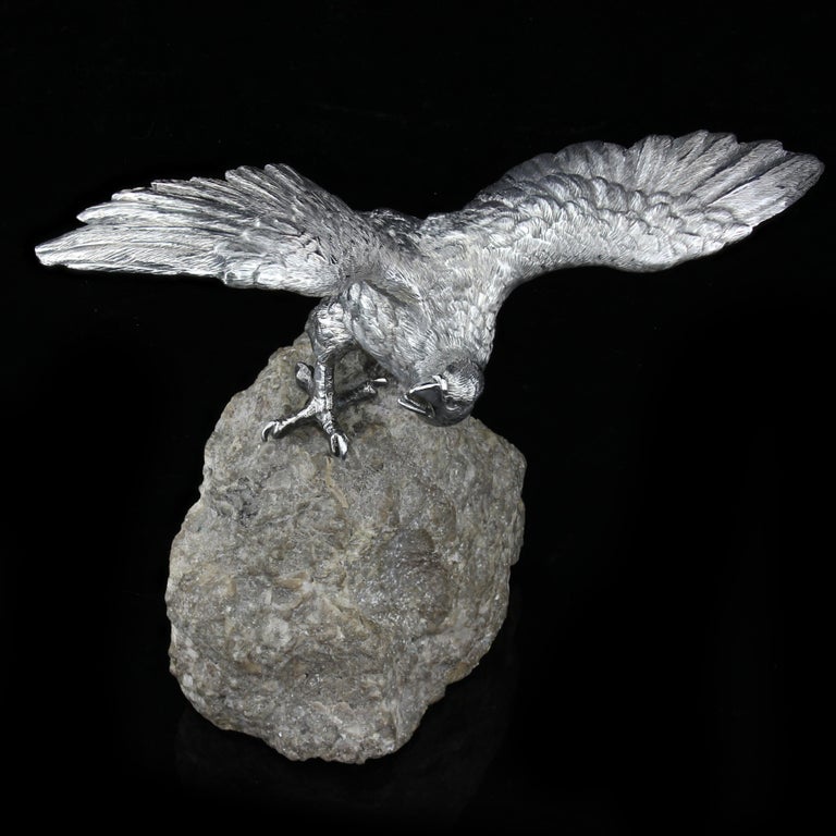 Late 20th Century Sterling Silver Eagle Figurine on a Boulder Rock, Made in London, 1981 For Sale