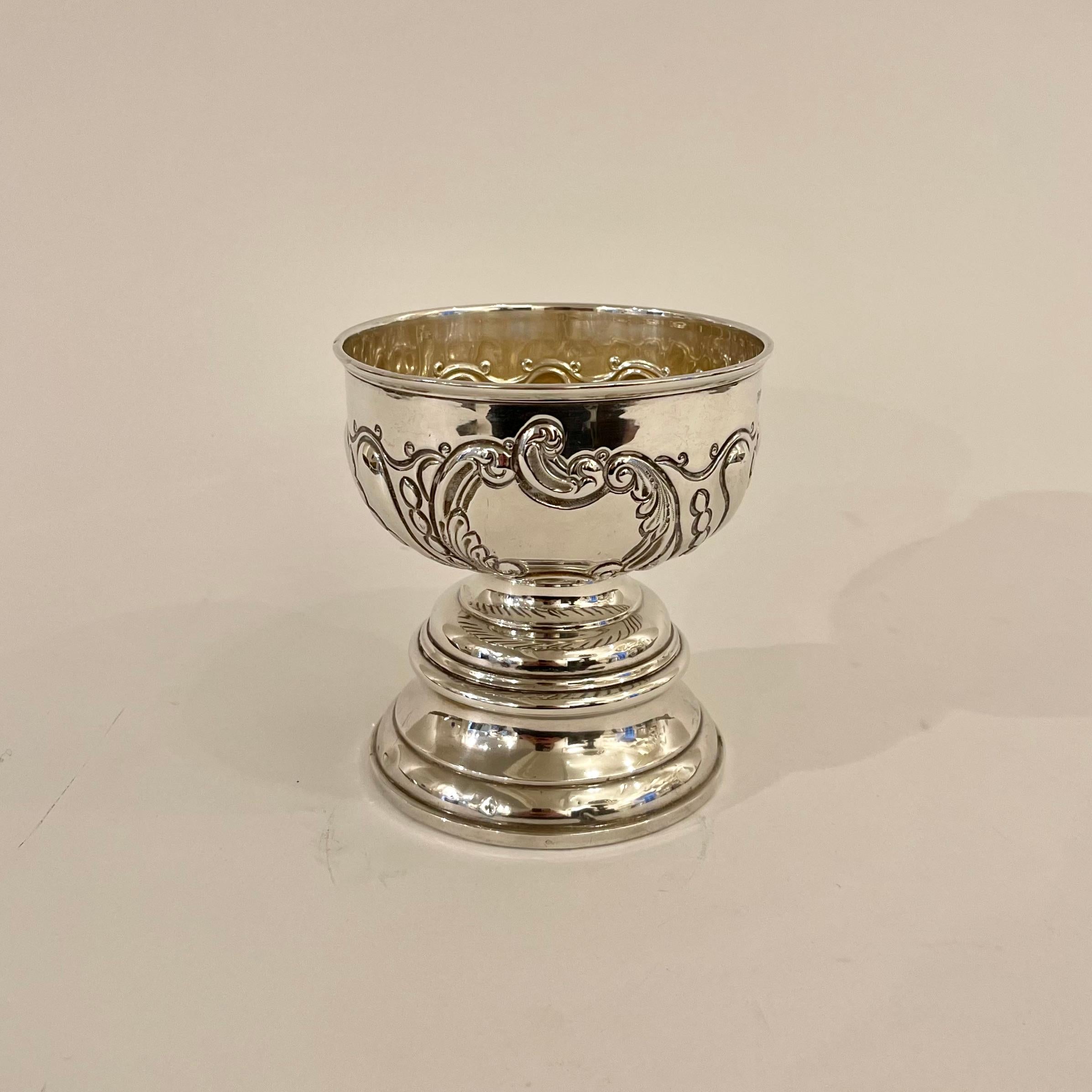 Art Nouveau Sterling Silver Edwardian Comport Bowl, Cooper Brothers & Sons, Sheffield, 1906 For Sale