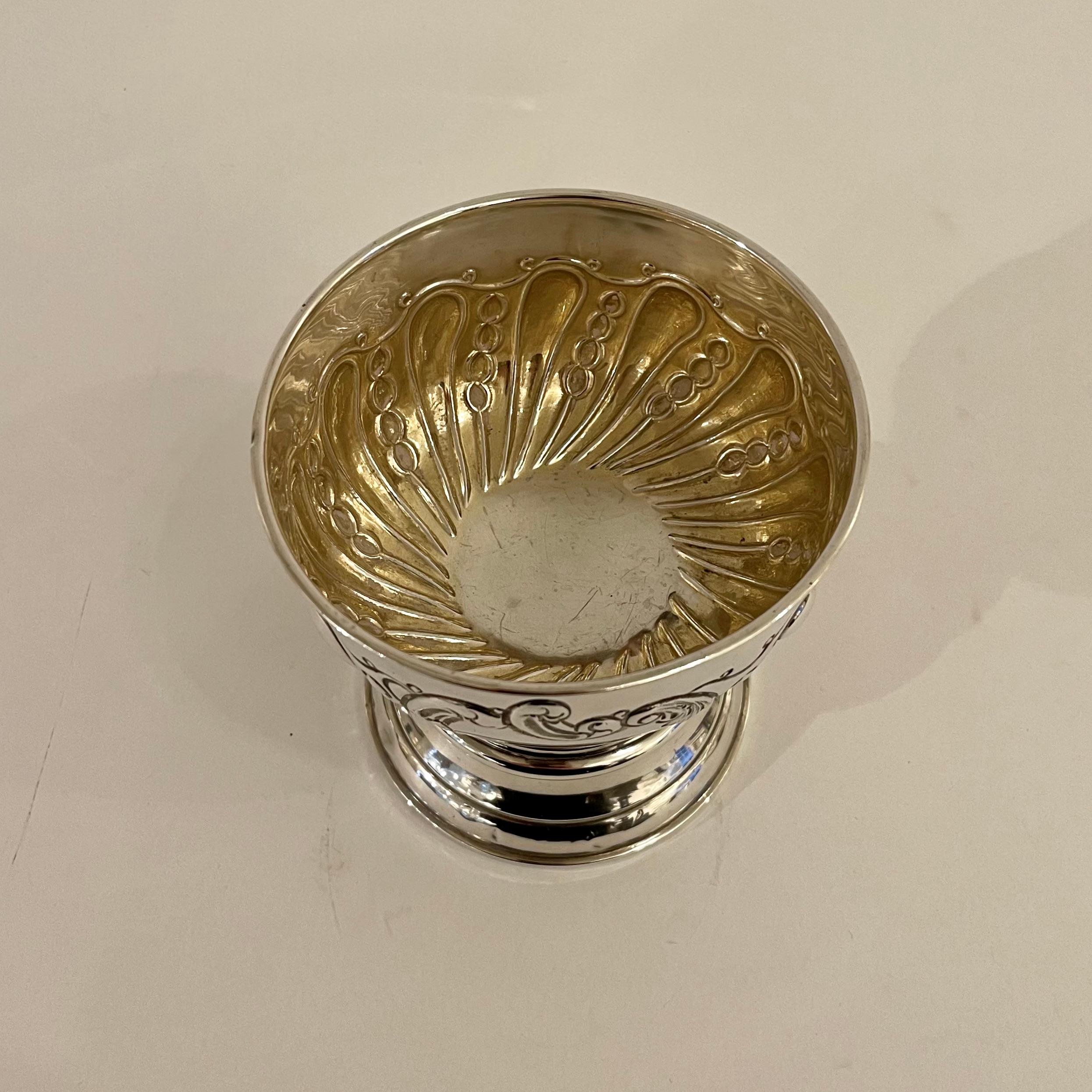 British Sterling Silver Edwardian Comport Bowl, Cooper Brothers & Sons, Sheffield, 1906 For Sale