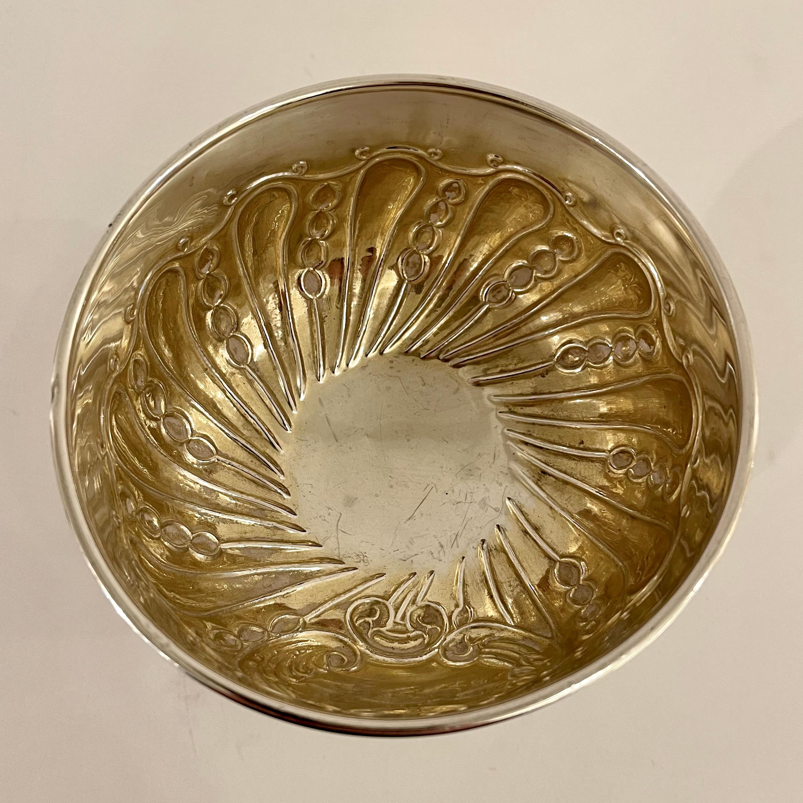 Sterling Silver Edwardian Comport Bowl, Cooper Brothers & Sons, Sheffield, 1906 In Good Condition For Sale In London, GB