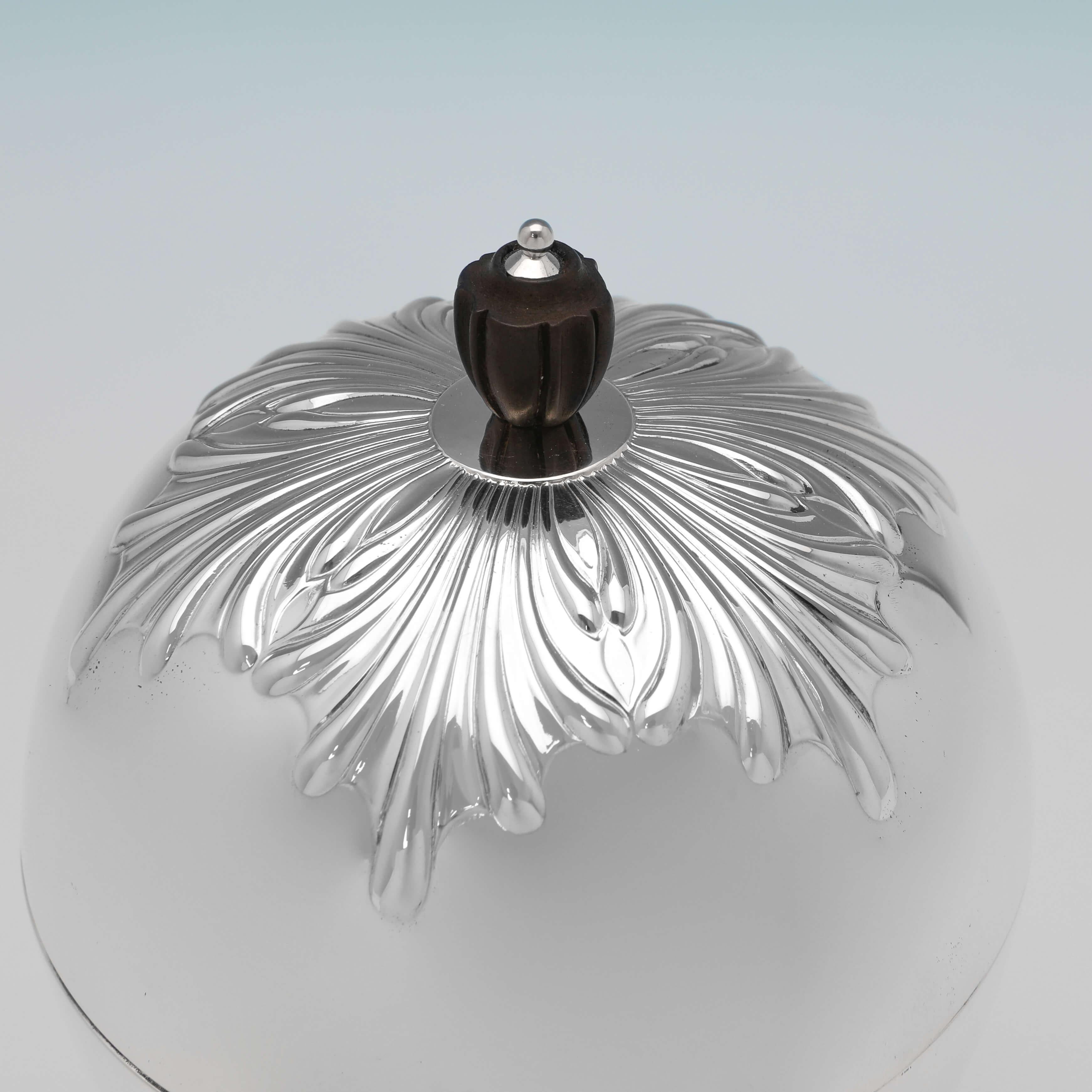 Edwardian Antique Sterling Silver 'Egg Coddler', Sheffield 1904 William Hutton In Good Condition In London, London