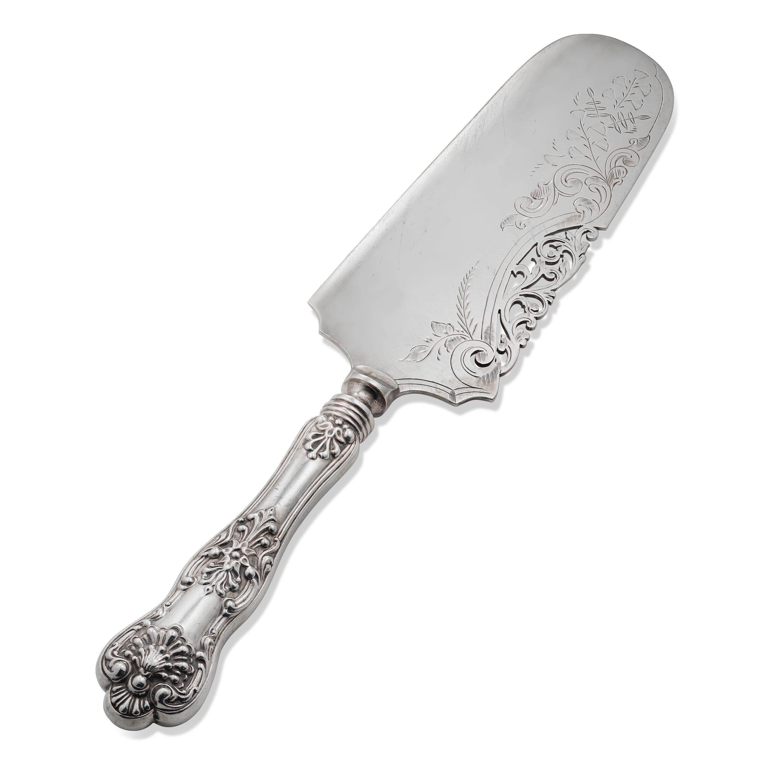 Impresionante Servidor para tartas de plata de ley de Birks. Preciosos diseños ornamentados en el asa y la zona de servicio. Marcado: BIRKS STERLING. Aprox. 10,5