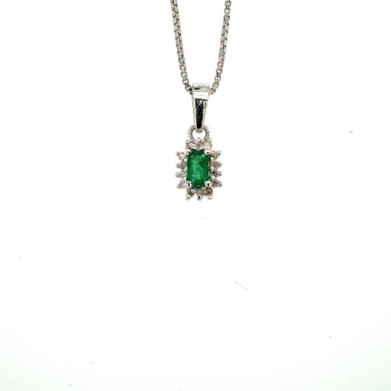 Art Deco Sterling Silver Emerald and Diamond Halo Pendant Necklace for Her For Sale