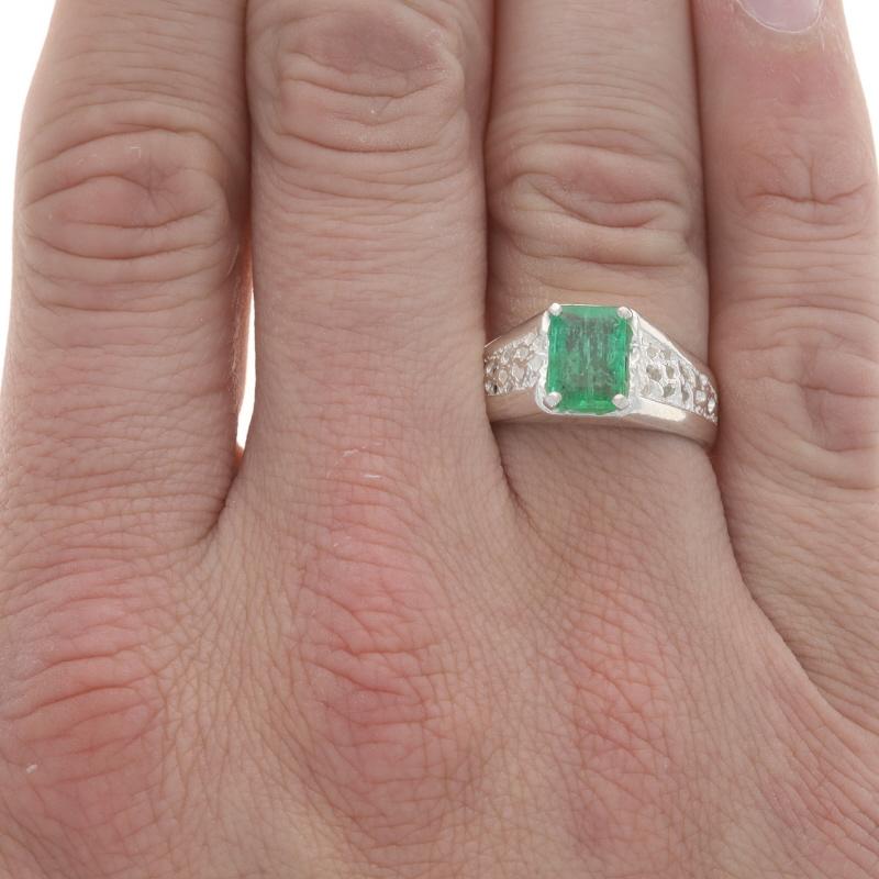 Sterling Silver Emerald Men's Ring - 925 Emerald Cut 1.27ct Solitaire In Excellent Condition In Greensboro, NC