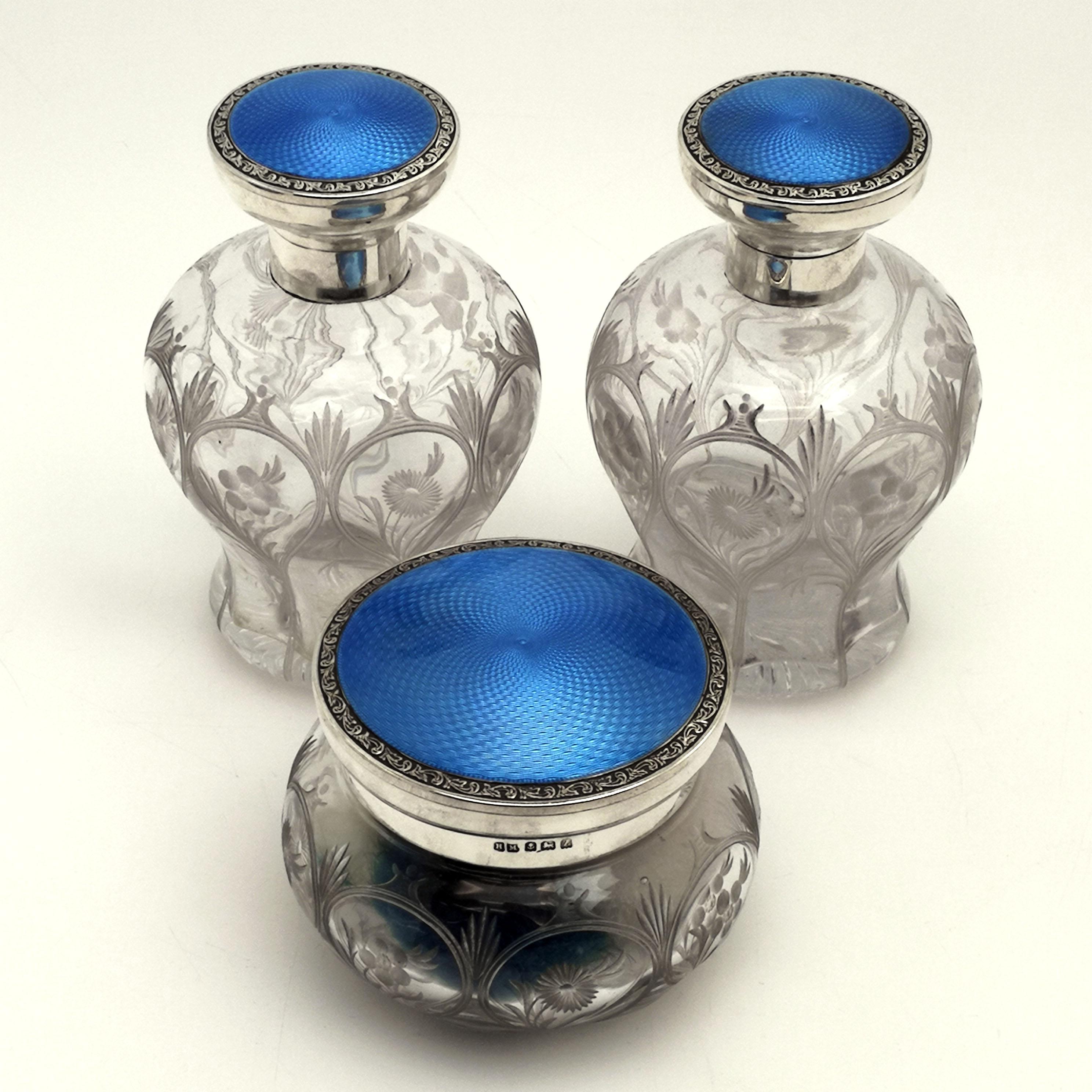 Sterling Silver and Enamel Dressing Set / Dressing Table / Vanity Set 1924 Large In Good Condition In London, GB