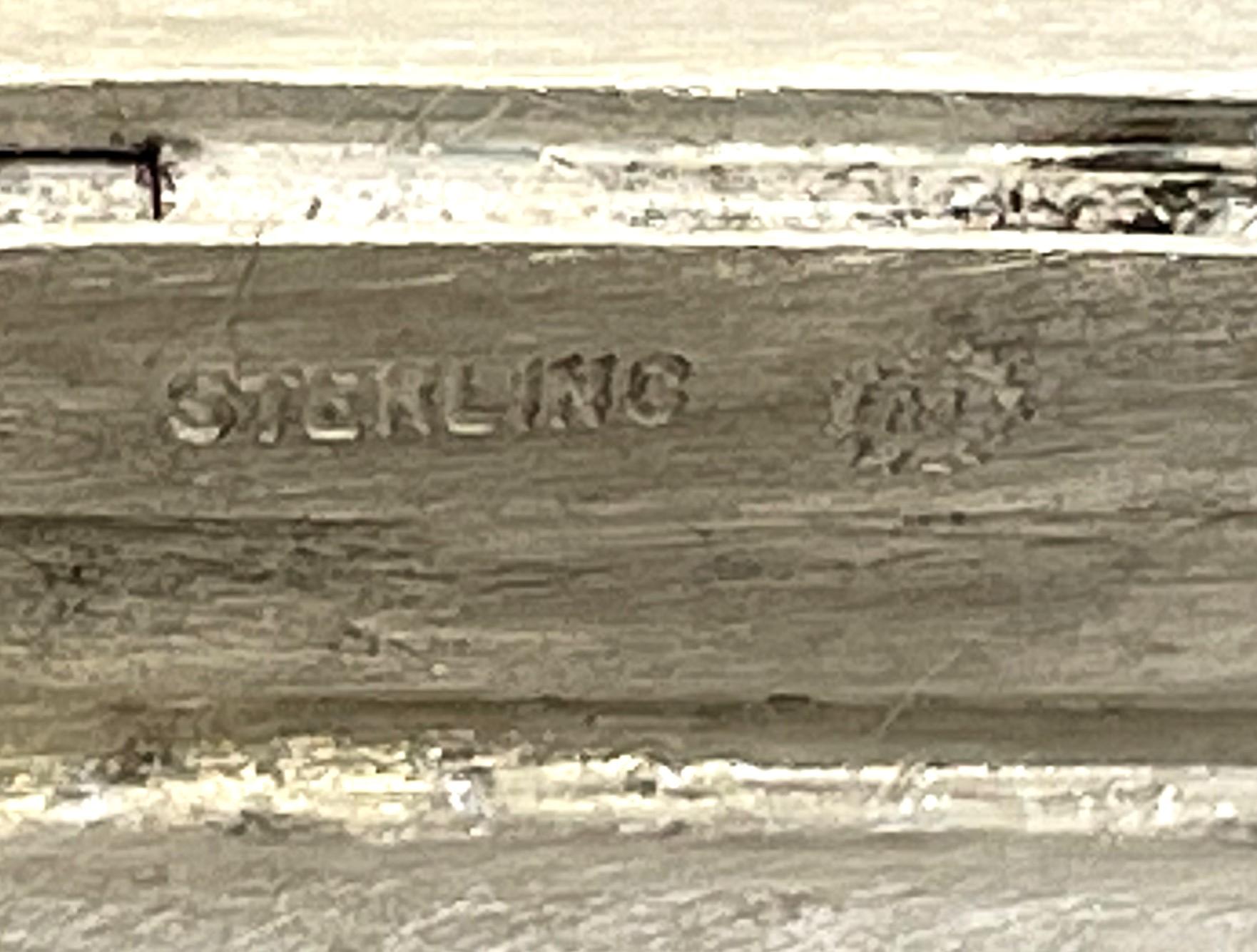 Pastillero de Plata de Ley y Esmalte con Motivos de Perros Silver