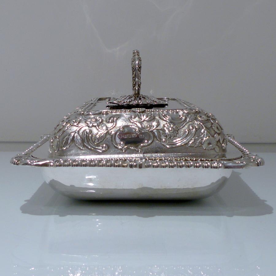 Sterling Silver Entree Dish London 1820 Benjamin Smith III For Sale 4