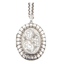Retro Sterling Silver Engraved Locket Pendant Necklace