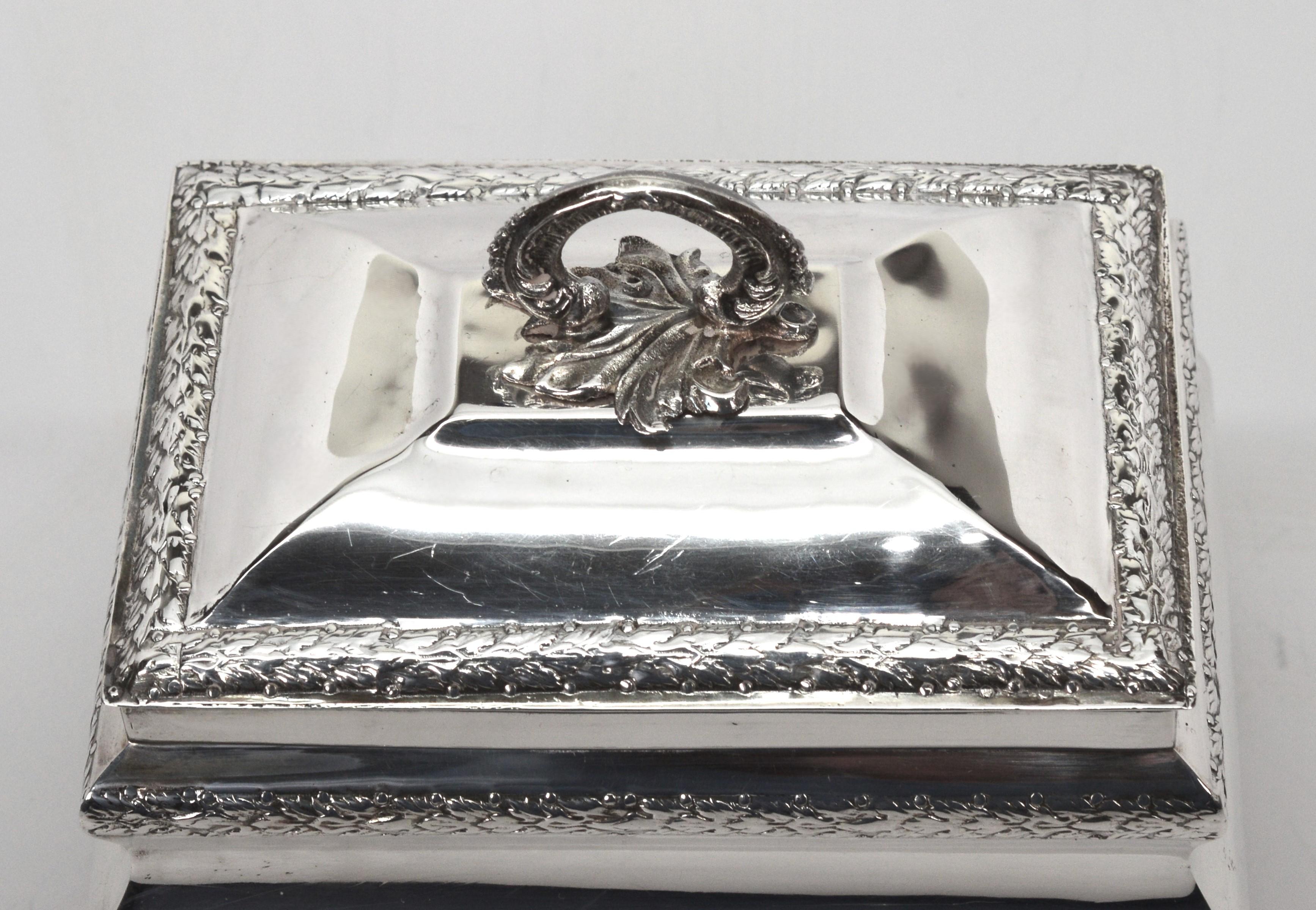 Etrog-Kasten aus Sterlingsilber, hergestellt in Israel im Angebot 2