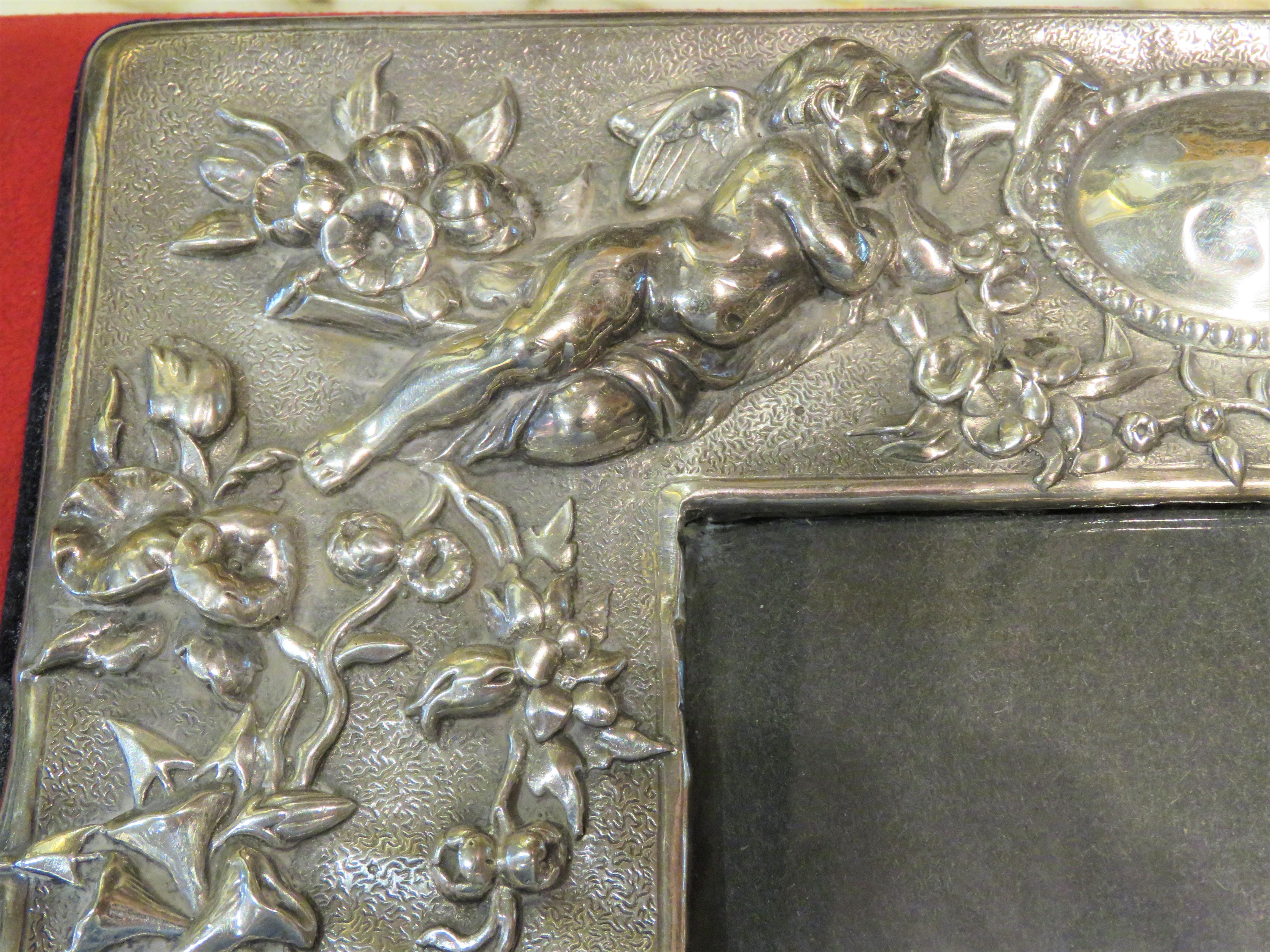  Sterling Silver European Estate Rococo Hammered Frame with Cherubs In Good Condition In New York, NY