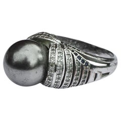 Anello da cocktail in argento sterling con perle finte e strass blu e trasparenti