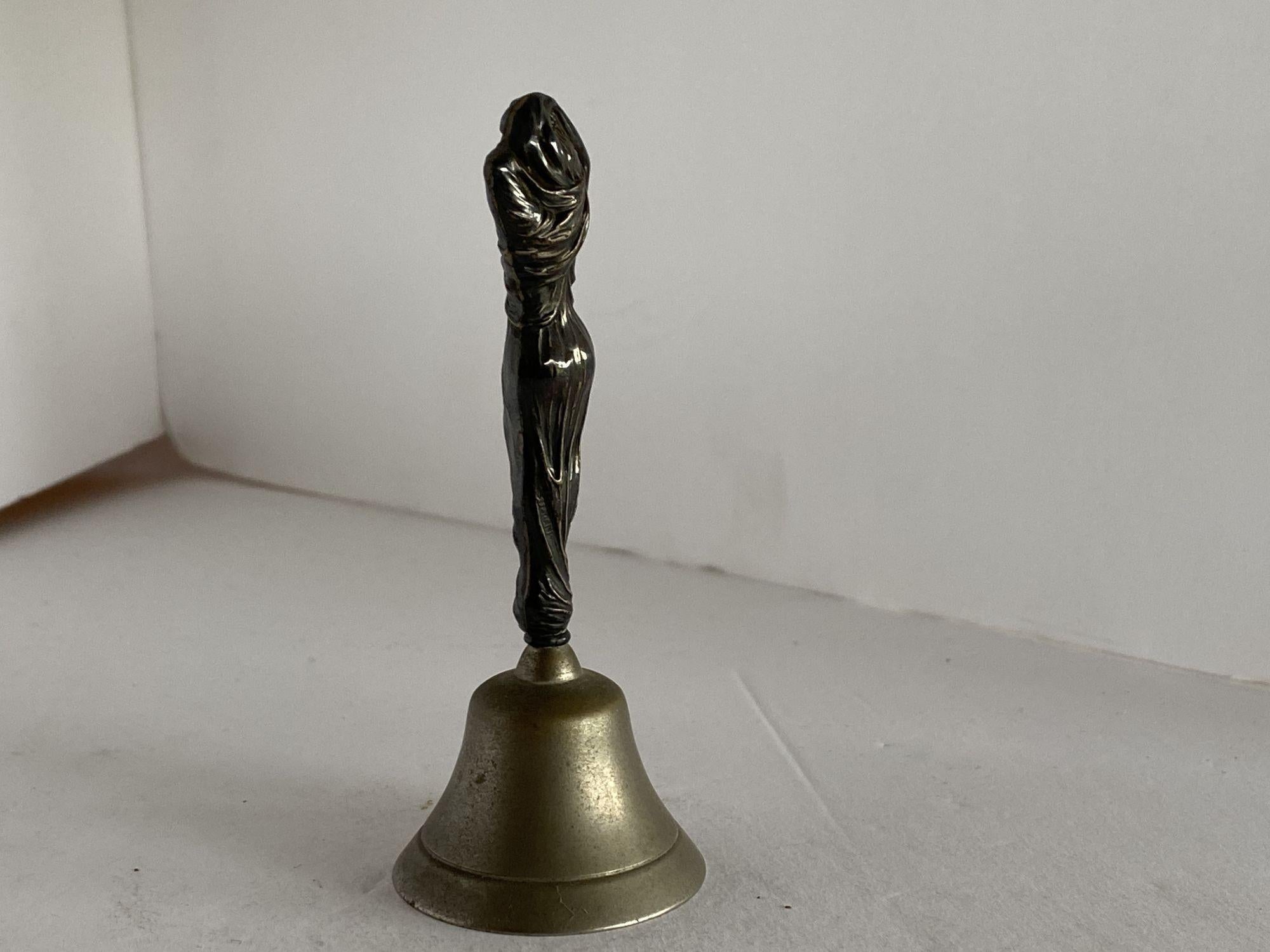 French Sterling Silver Figural Female Desktop Servant Bell, Circa 1900 For Sale