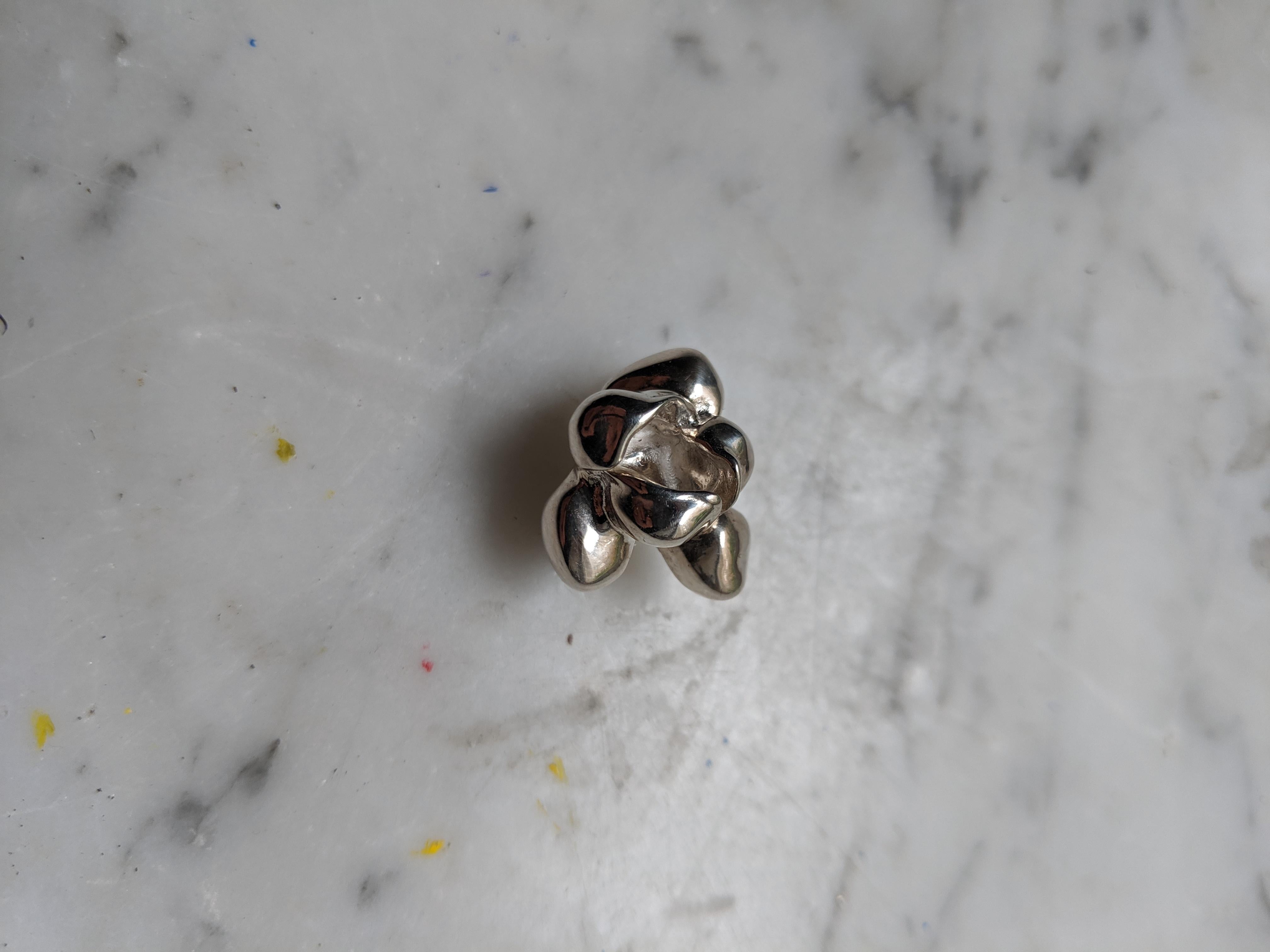 Sterling Silver Film Award Iris Blossom Contemporary Stud Earrings For Sale 4