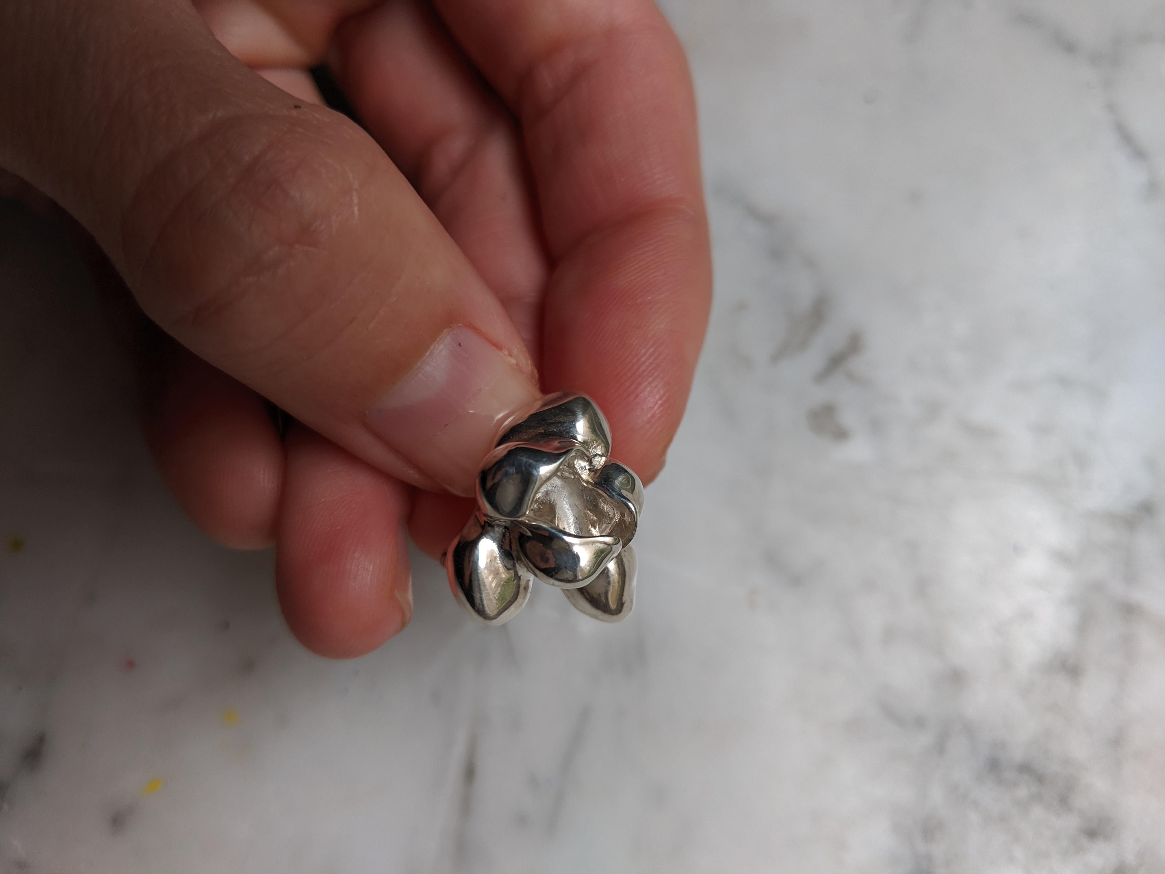 Sterling Silver Film Award Iris Blossom Contemporary Stud Earrings For Sale 8