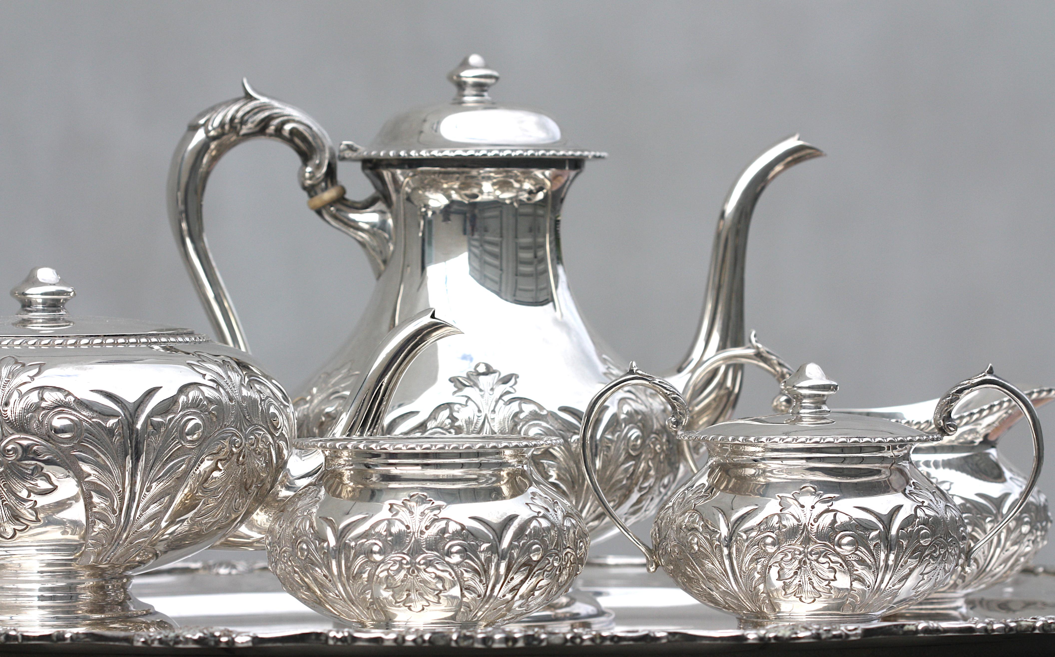 Sterling Silver Five-Piece Tea Service with Sterling Tray, Mexican In Good Condition For Sale In West Palm Beach, FL