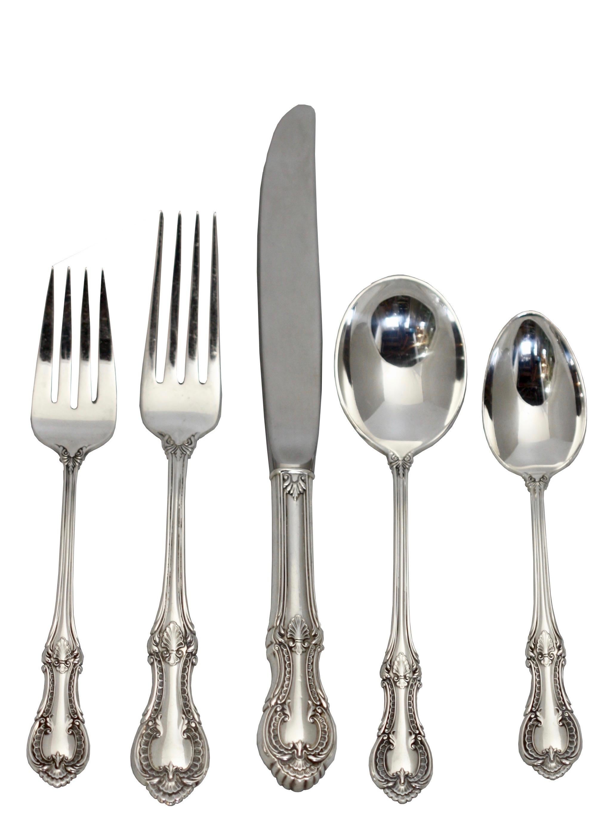 Sterling Silver Flatware Lambeth Manor Style In Good Condition For Sale In West Palm Beach, FL