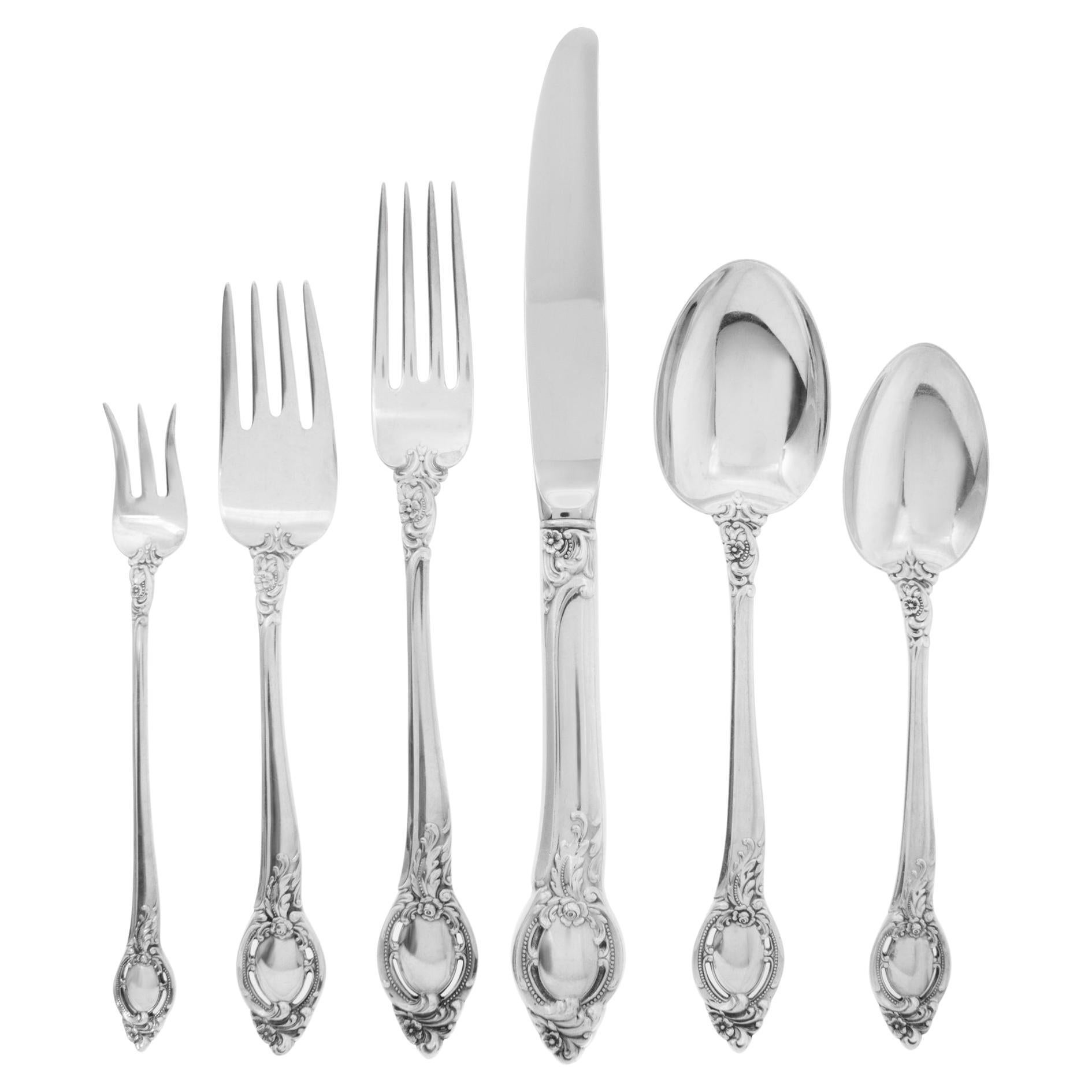 Sterling Silver Flatware Set Cameo by Reed & Barton, Patented 1959, 7 Place Set For Sale