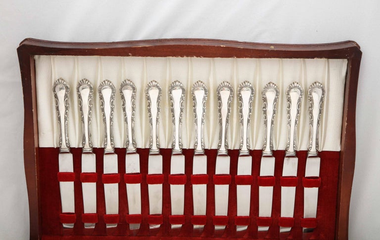 Sterling Silver Flatware Set by Reed and Barton, Georgian Rose Pattern For Sale 8
