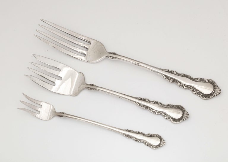 Victorian Sterling Silver Flatware Set by Reed and Barton, Georgian Rose Pattern For Sale