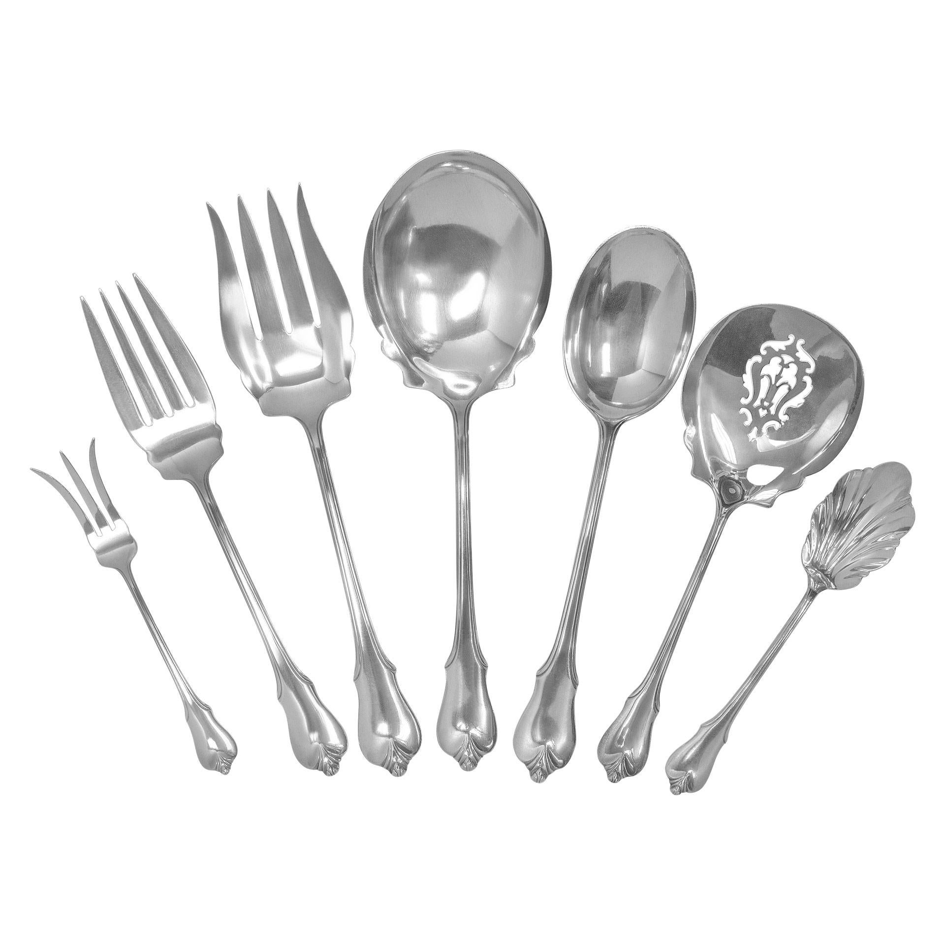 GRAND COLONIAL sterling silver flatware set patented in 1942 by WALLACE. 9 Places Setting for 12 (Dinner & lunch) + 7 Serving Pieces- Over 4200 grams sterling silver. PLACE SETTINGS: 12 Dinner Knives (9 3/4