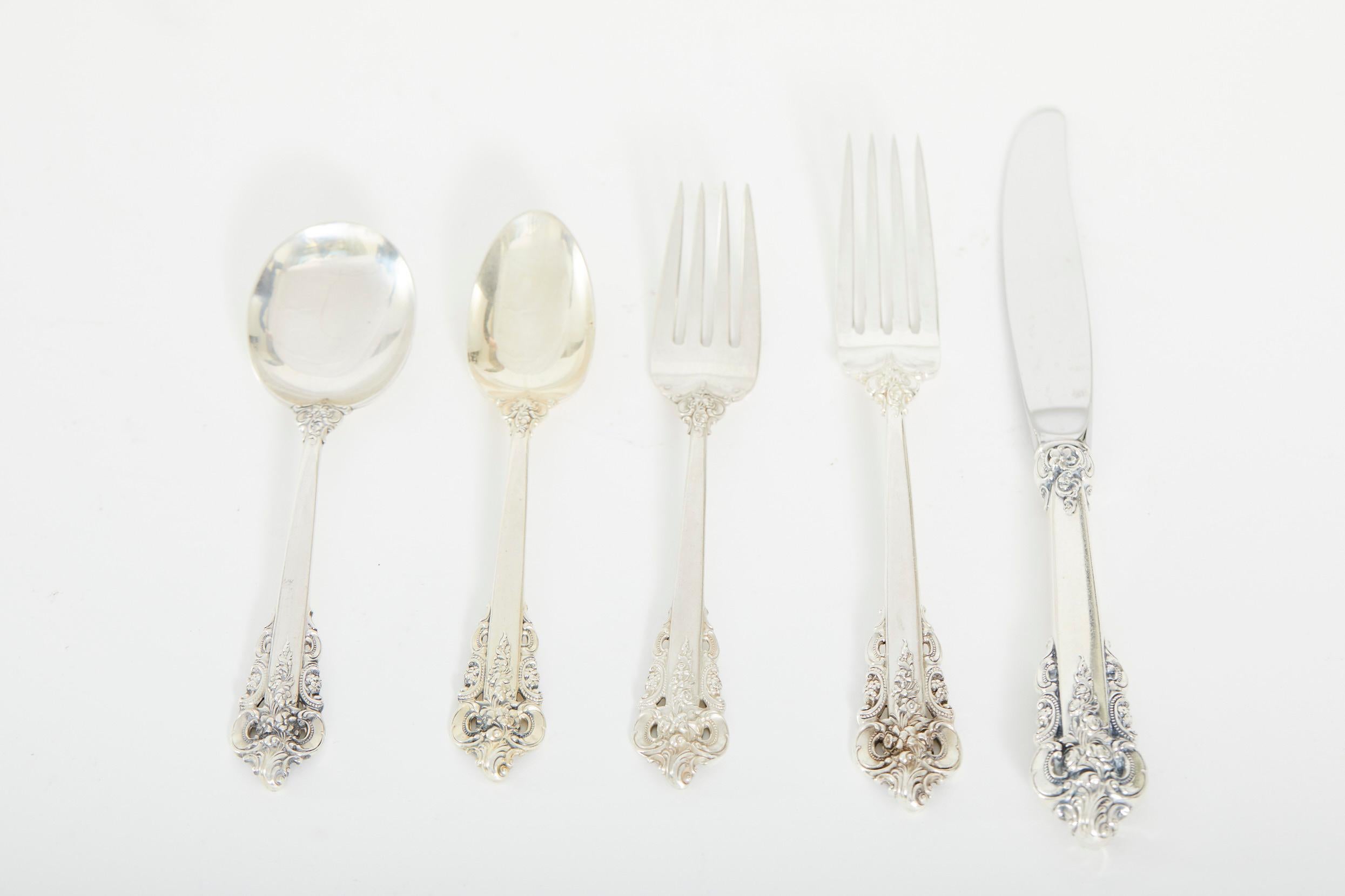 Sterling Silver Flatware / Tableware Service for 24 People In Good Condition For Sale In Tarry Town, NY