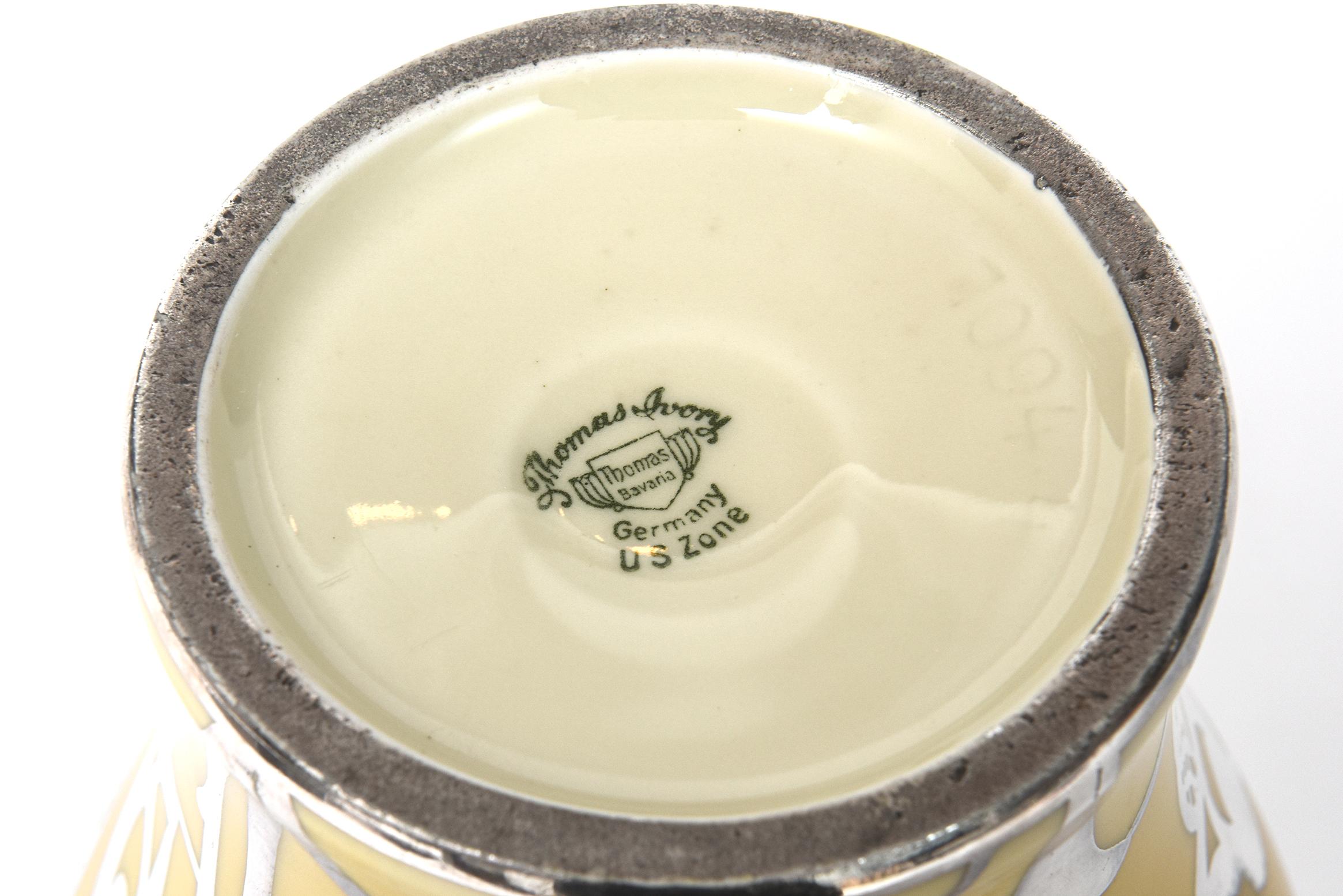 Sterling Silver Floral Overlay Yellow Porcelain Vase by Thomas Ivory In Good Condition For Sale In Miami Beach, FL