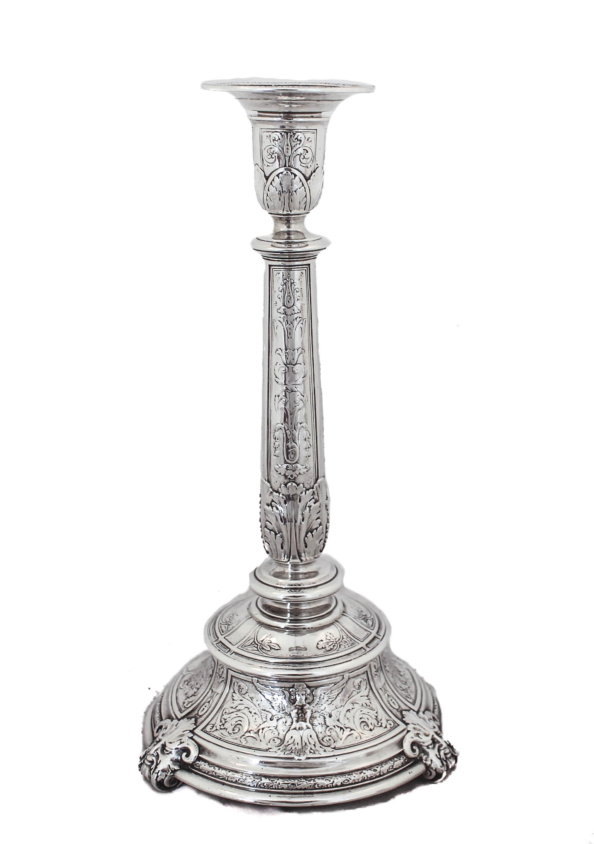 We are thrilled to offer you this pair of sterling silver candlesticks by Gorham Silversmiths of Providence, Rhode Island. Hallmarked 1926, these candlesticks are in the “Florenz” pattern. This beautiful design is an homage to Florence's celebrated