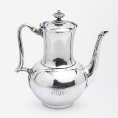 Servicio de té y café de cuatro piezas en plata de ley de Tiffany & Company