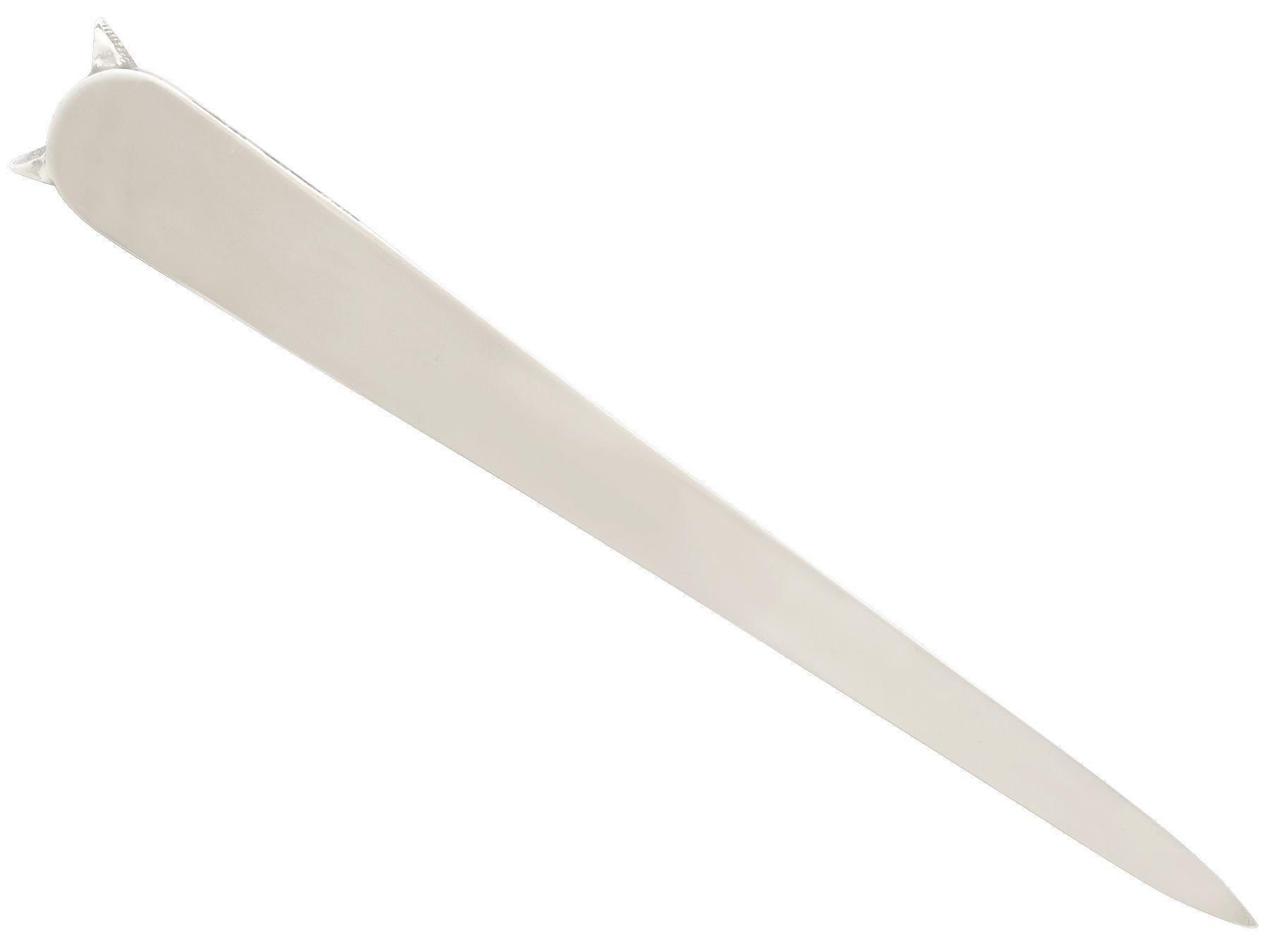 Vintage 1969 Sterling Silver Fox Head Letter Opener / Paper Knife In Excellent Condition In Jesmond, Newcastle Upon Tyne