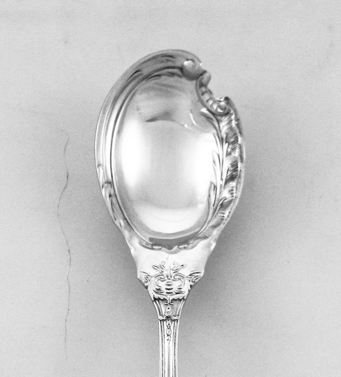 We are offering this sterling silver oyster server by Reed and Barton in the Francis I pattern. Francis I is R&B’s most famous pattern. It’s a legend in the sterling flatware industry. This piece is called an oyster server but can (obviously) be
