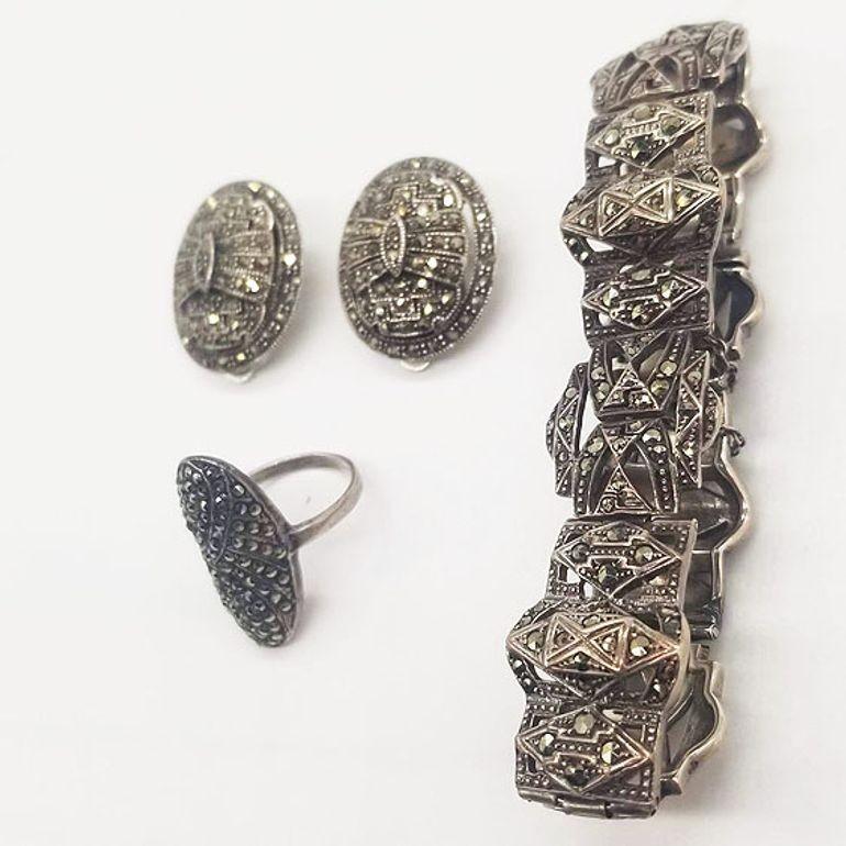 Sterling Silver French Paste Marcasite Jewelry Set, Brooch, Bracelet, Earrings In Excellent Condition For Sale In Van Nuys, CA