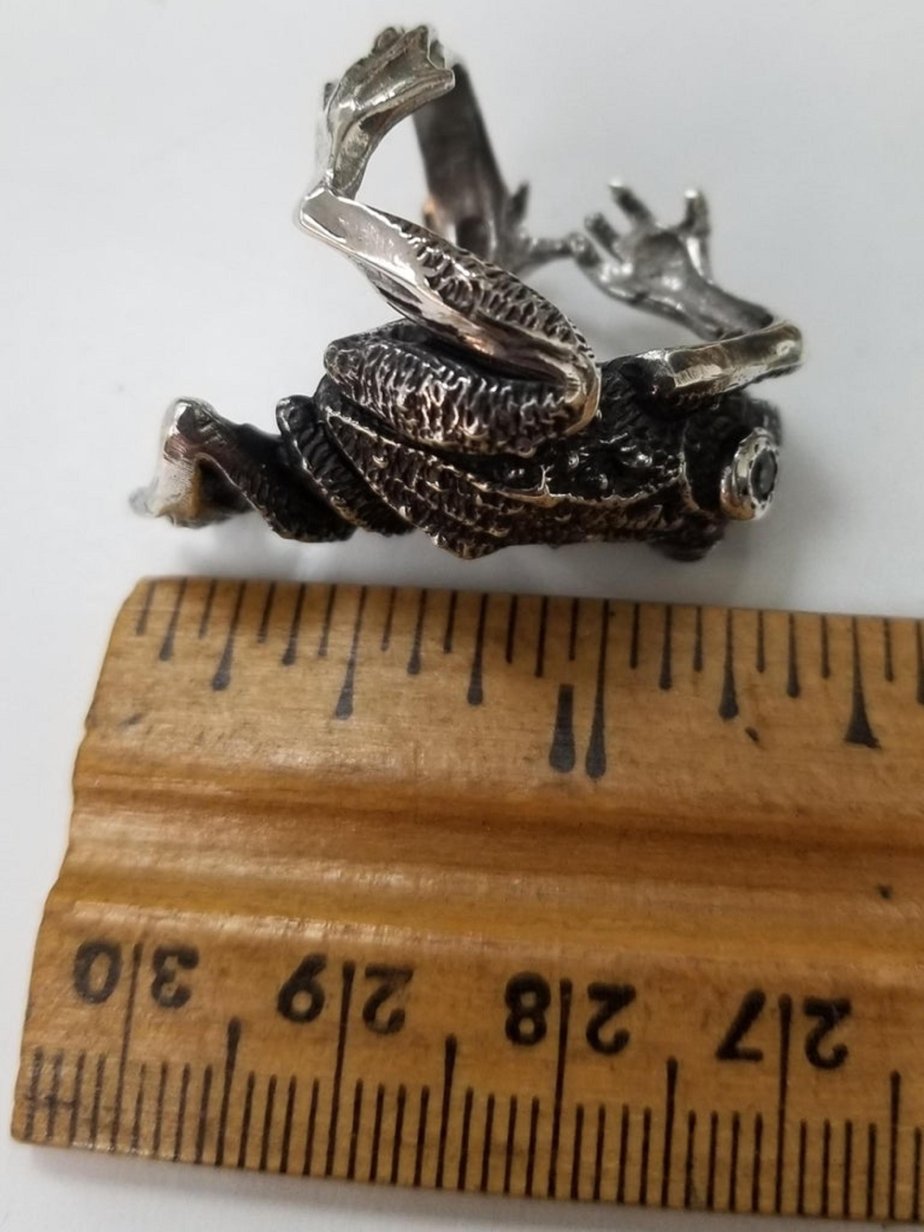 Sterling Silver Frog with Green Sapphire as Eyes Weighing .24pts In New Condition For Sale In Los Angeles, CA