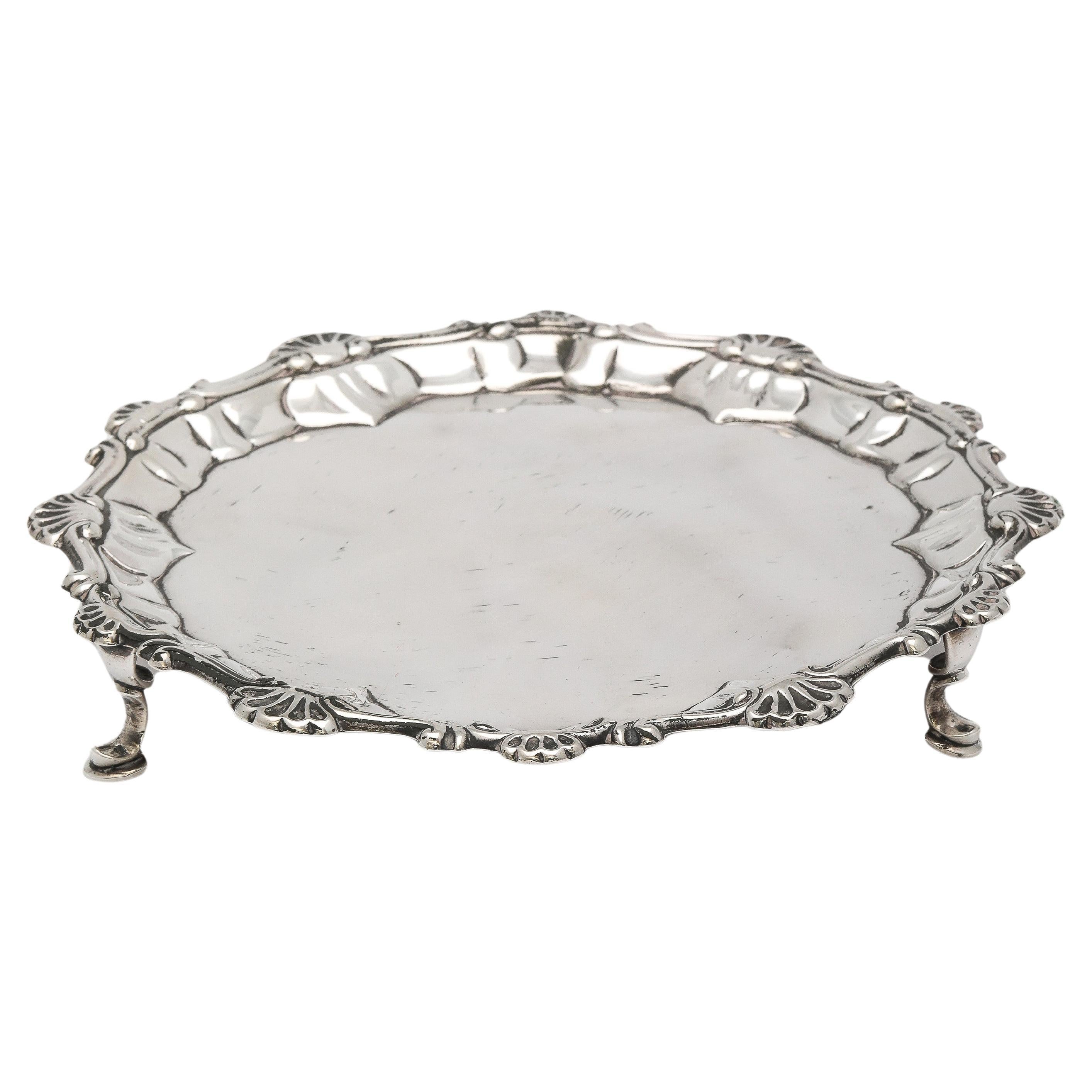 Sterling Silver George III Period (1765) Hoof-Footed Salver/Tray For Sale