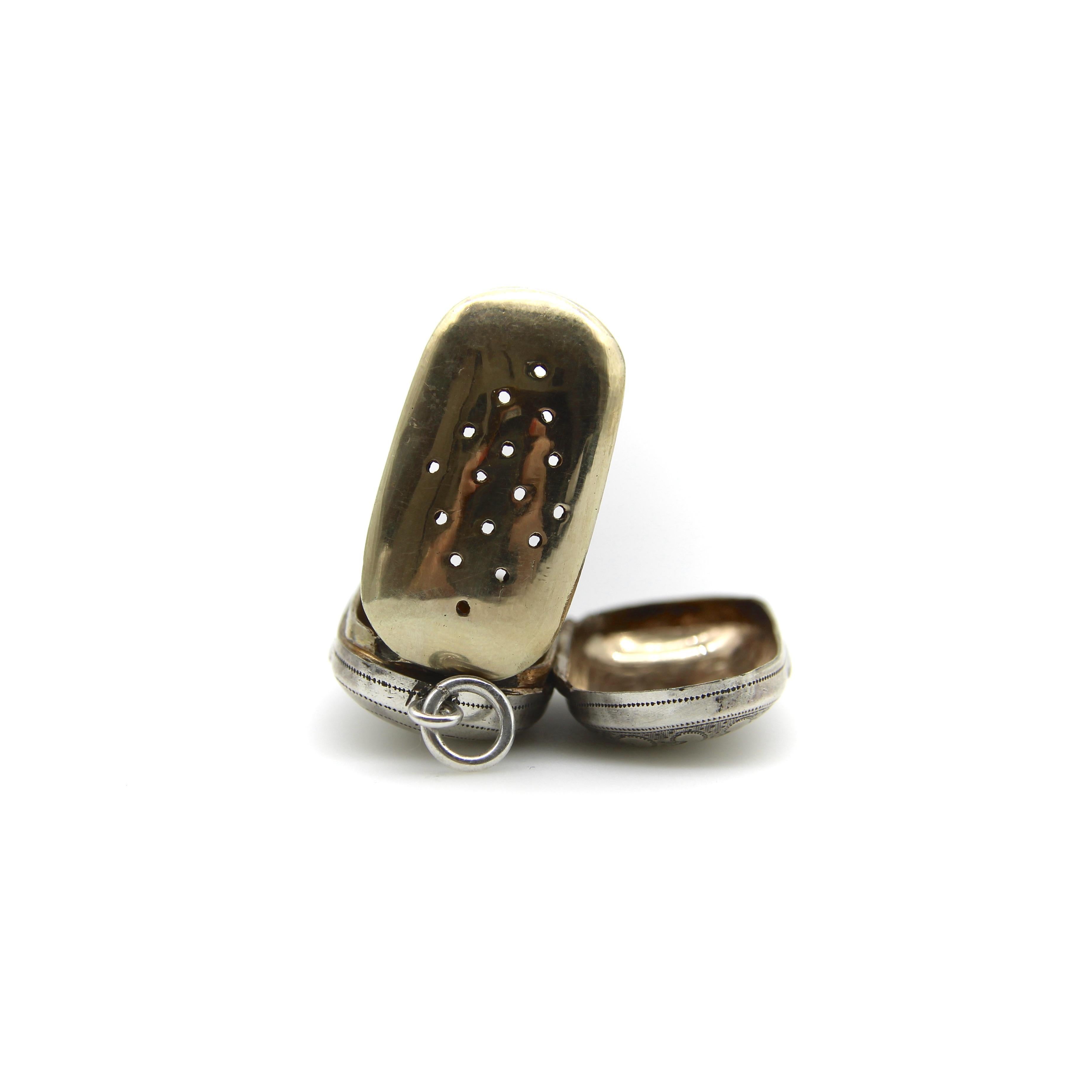 da uomo o donna Vinaigrette georgiana oblunga in argento sterling con bordo di foglie inciso in vendita
