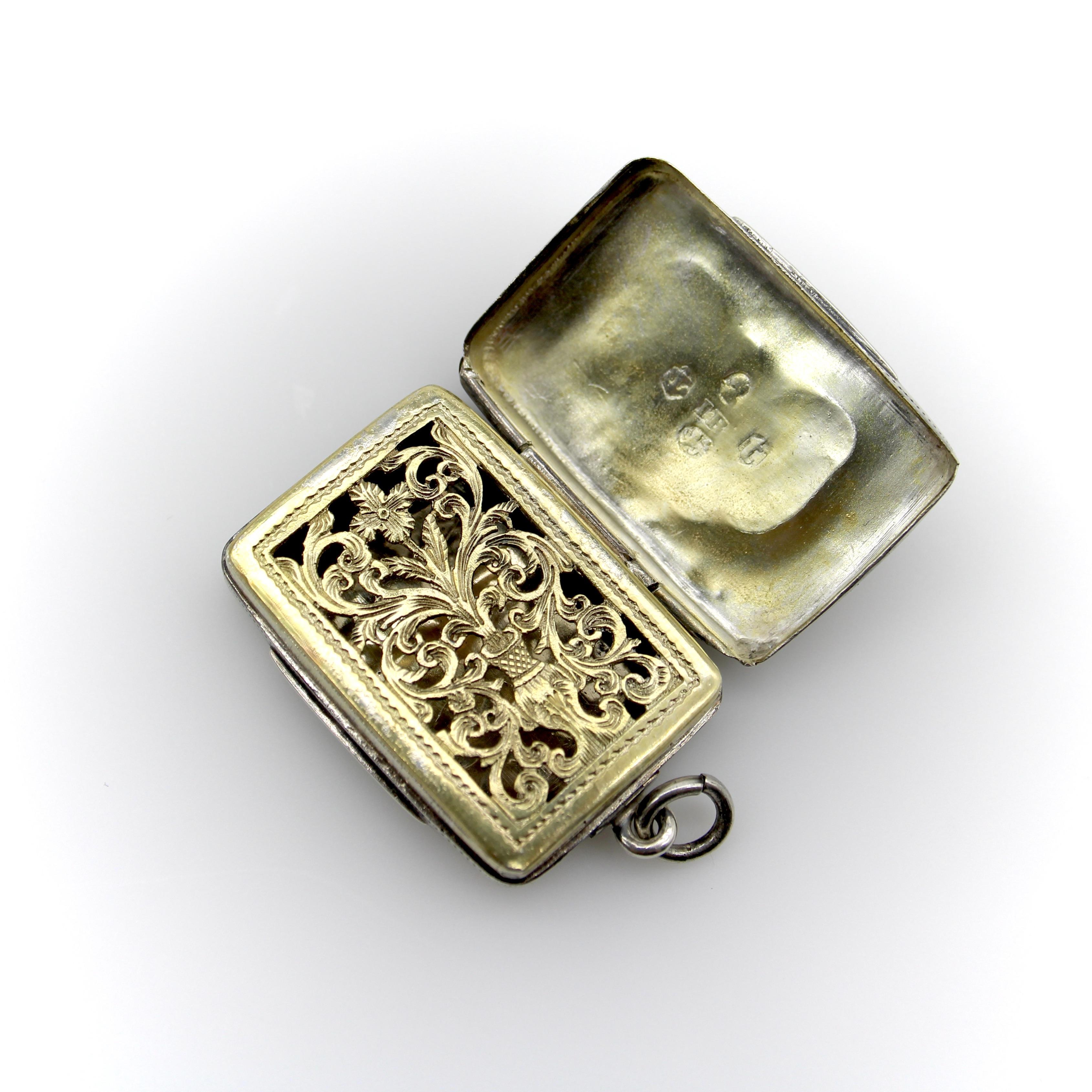 Sterling Silver Georgian Rectangular Vinaigrette with Bas Relief Clover For Sale 1