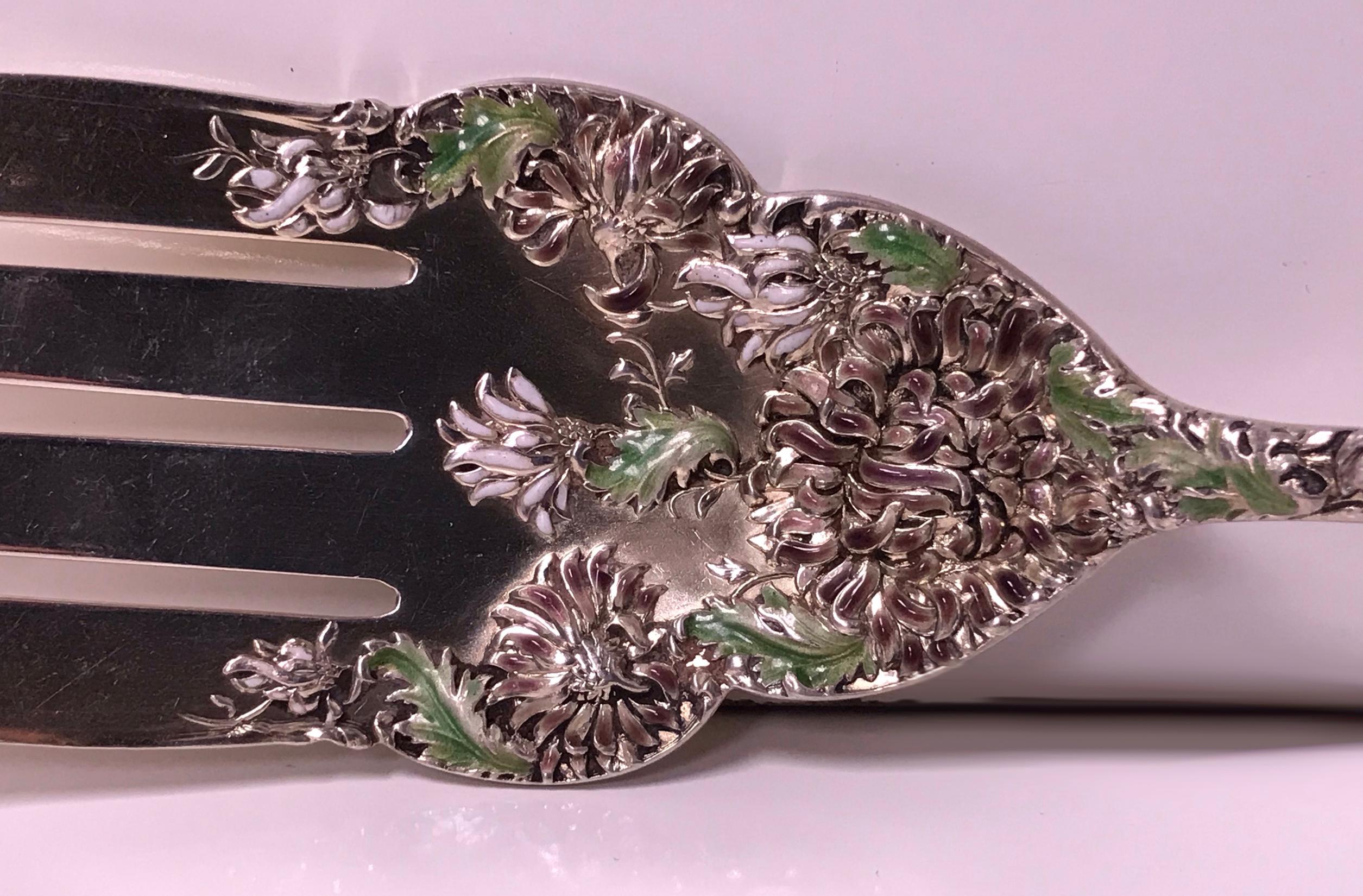 Sterling Silver Gilt and Enamel Servers Chrysanthemum Durgin, circa 1880 In Good Condition In Toronto, Ontario