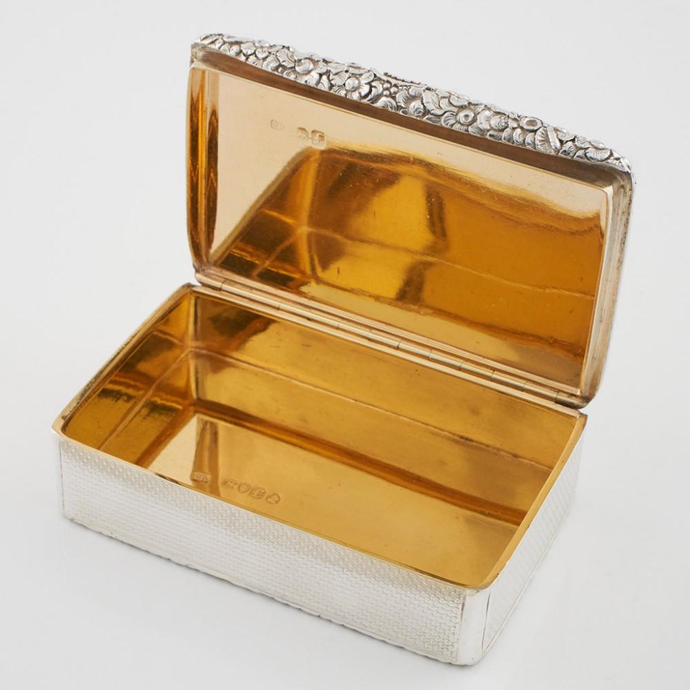 Sterling Silver-Gilt Table Snuff Box London In Good Condition For Sale In Tunbridge Wells, GB