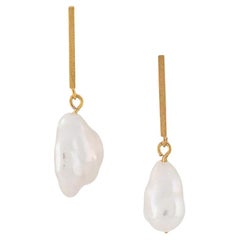 Sterling Silver Gold-Plated Baroque Pearl Perspective Dropping Earrings