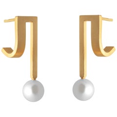 Sterling Silver Gold-Plated Curve Dropping Pearl Earrings