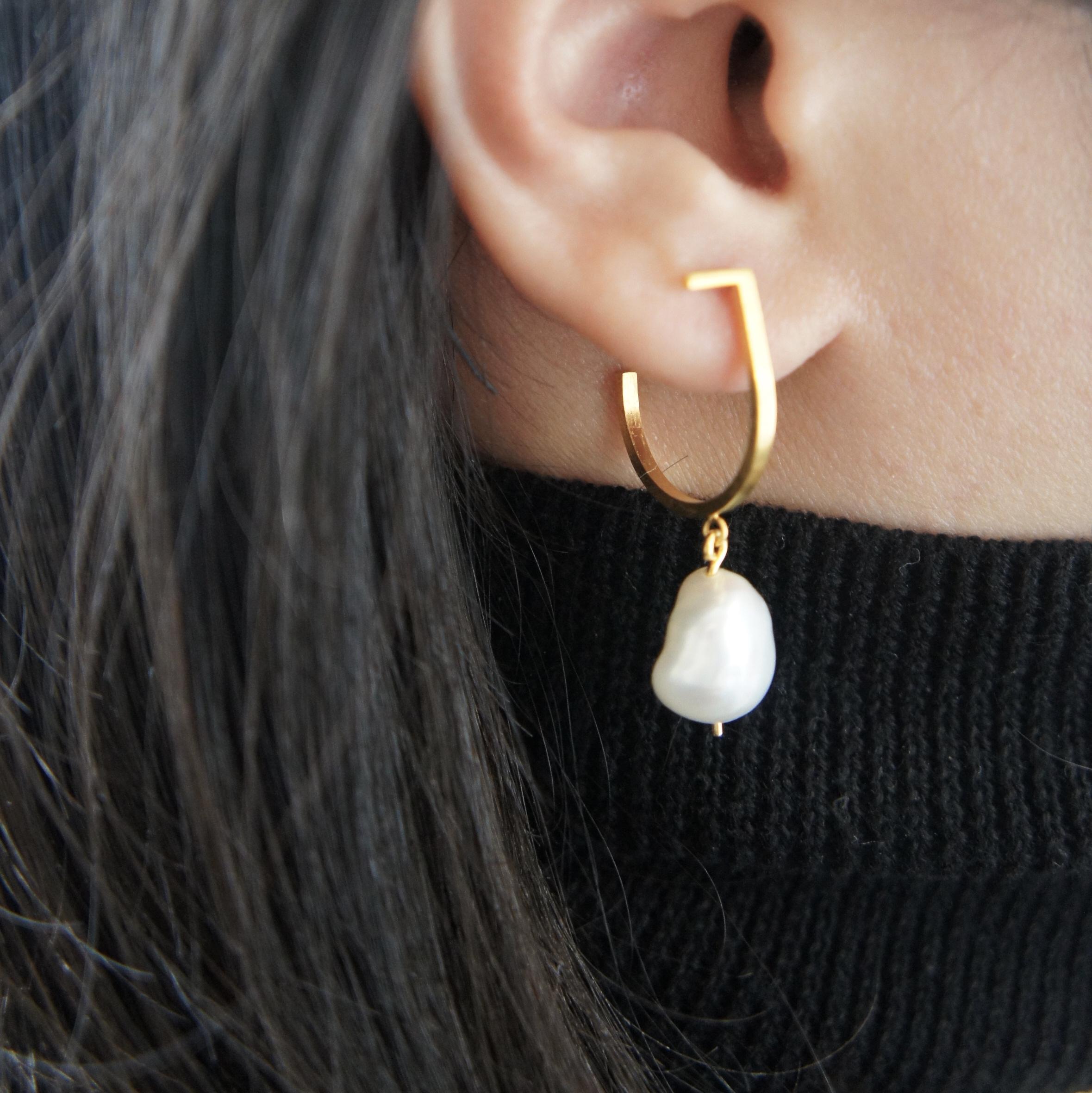 Artisan Sterling Silver Gold-Plated Hoop Baroque Pearl Dropping Earrings For Sale