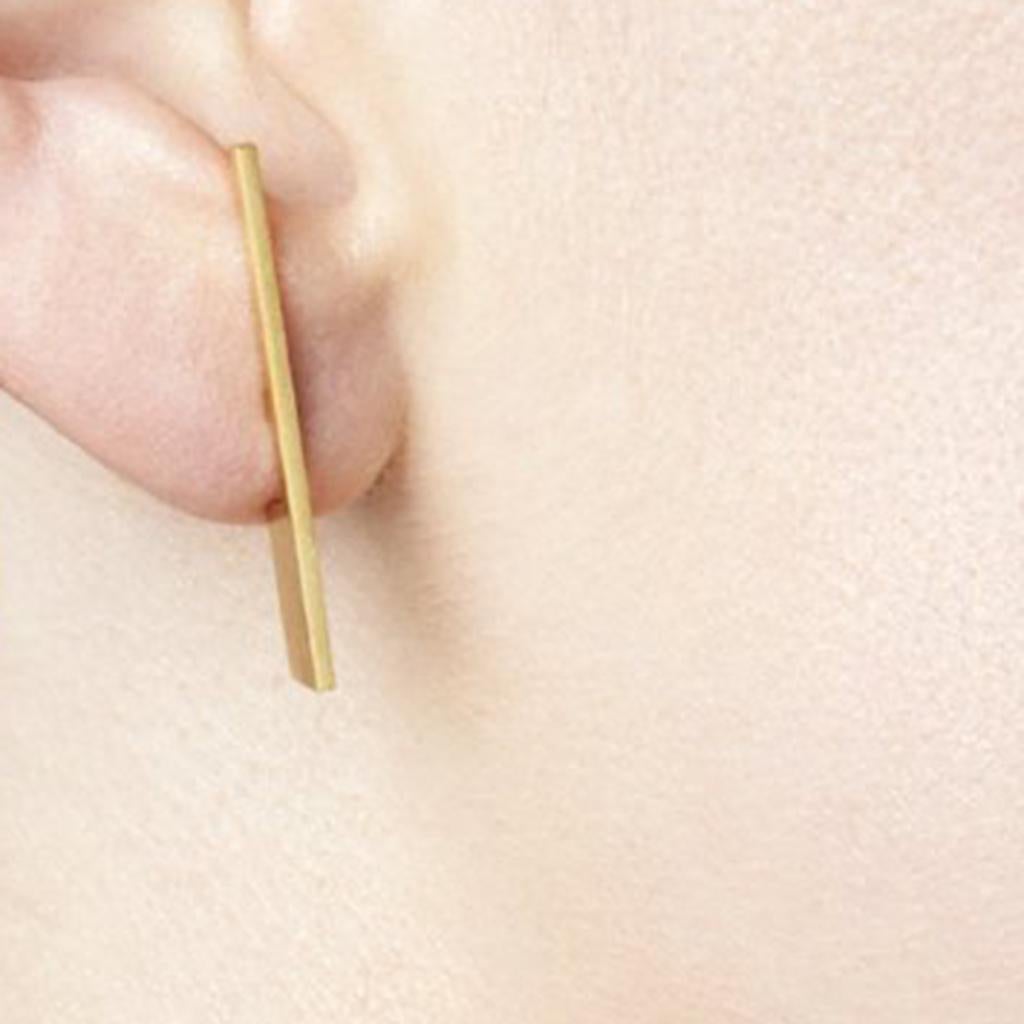 Lange perspektivische Ohrringe aus vergoldetem Sterlingsilber (Kunsthandwerker*in)