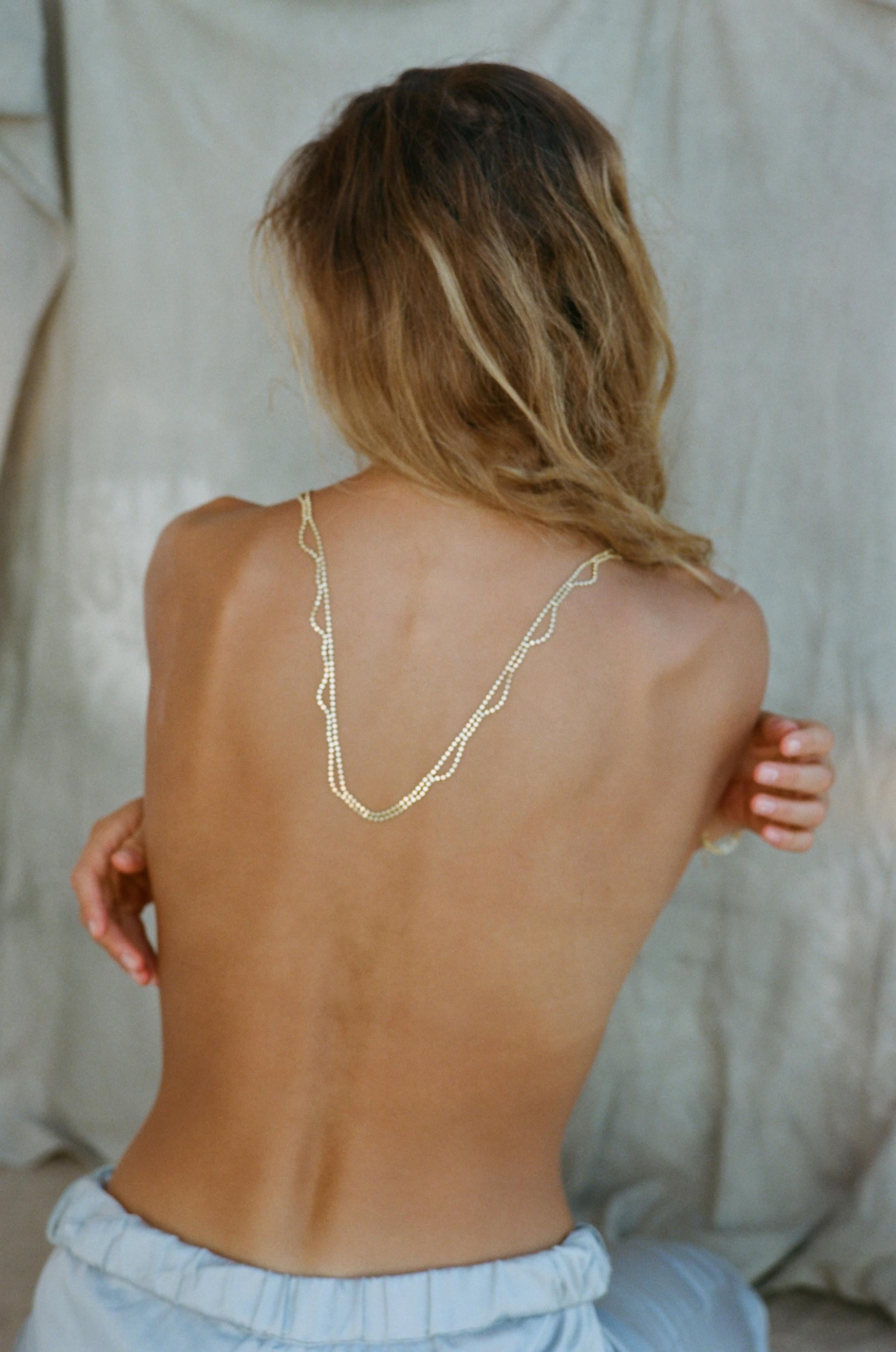 backless necklace