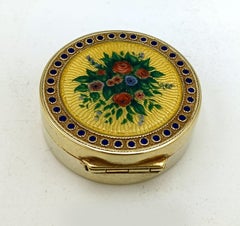 Sterling Silber Vergoldete Pillendose mit floraler Miniatur, Wiener Jugendstil