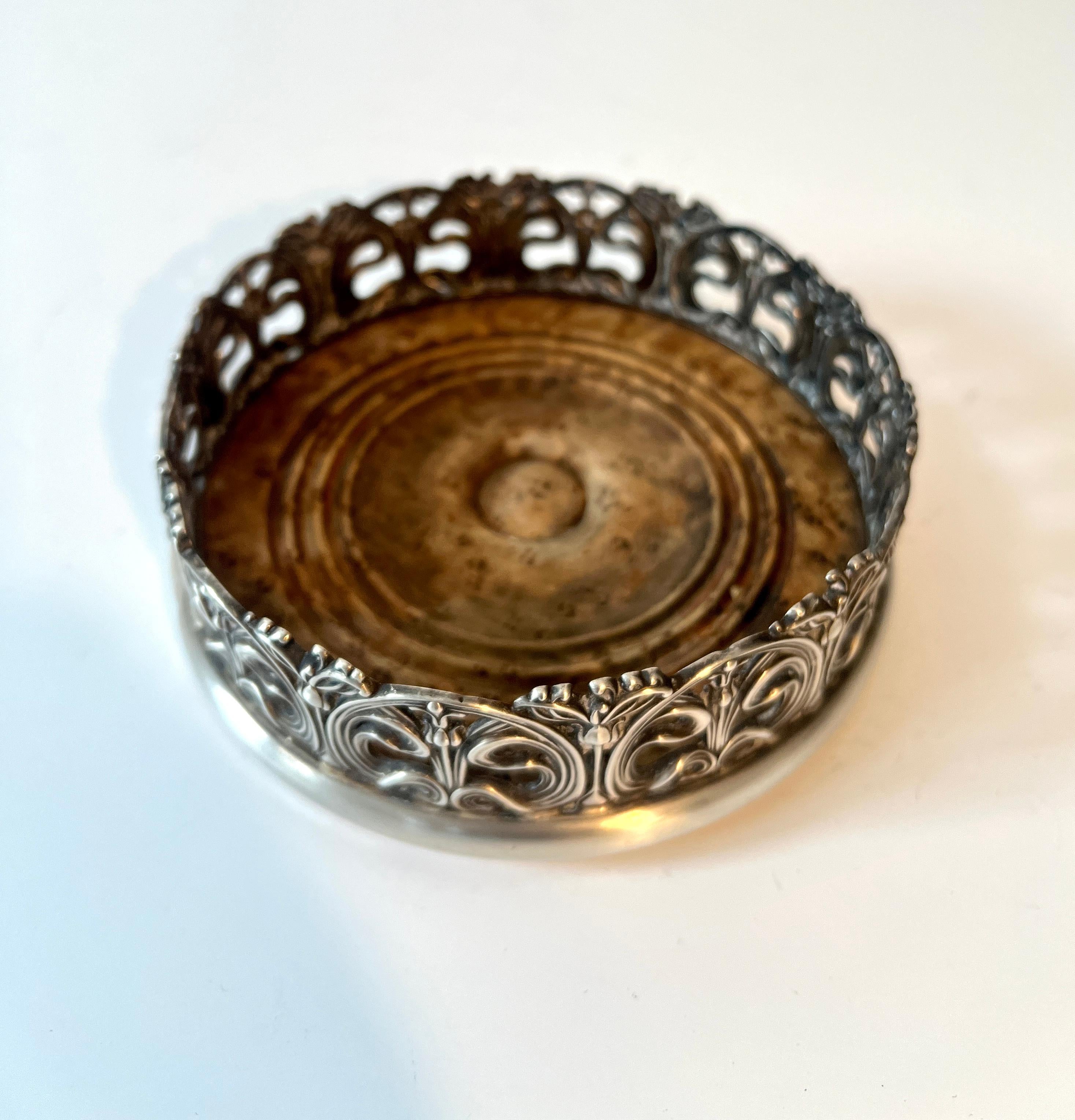 Sottobicchiere per vino in argento Sterling Gorham Art Nouveau con base in acero In condizioni buone in vendita a Los Angeles, CA