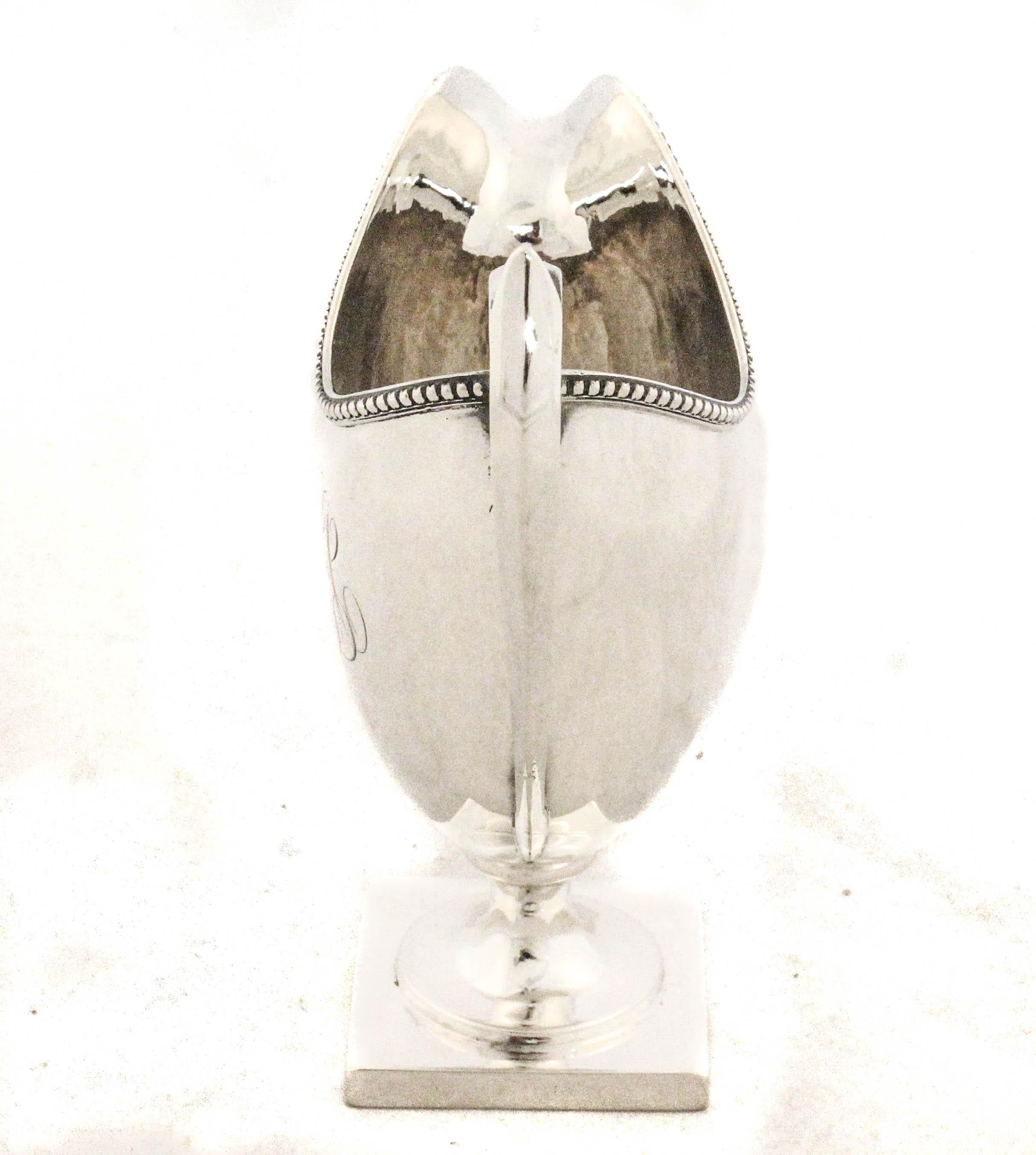 Salsiera in argento sterling In condizioni ottime in vendita a Brooklyn, NY